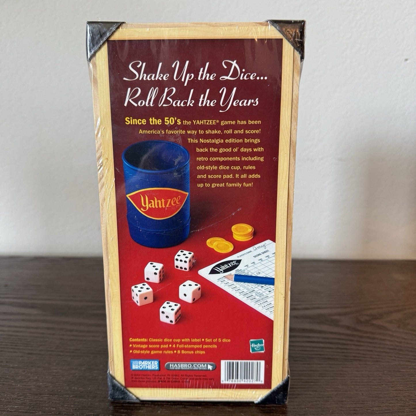 YAHTZEE Nostalgia Games Series 2004 Dice Game Wooden Box Parker Bros Sealed