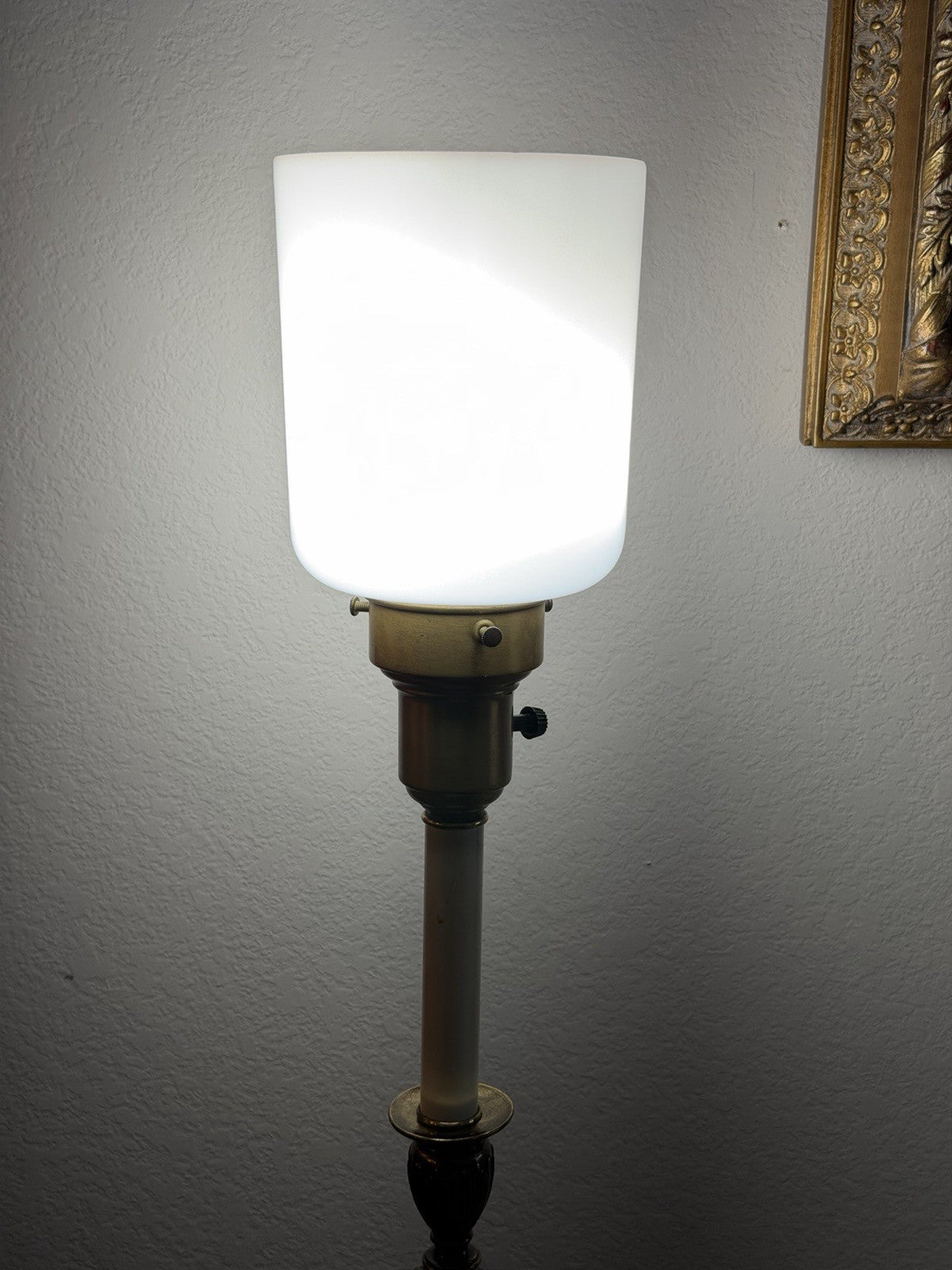 Wedgwood jasperware green TORCHIERE Table Lamp 1959 Vintage 27”H England