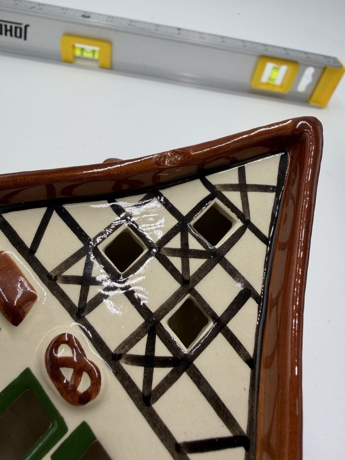 Ursula Leyk Lichthaus Ceramic 2010 house tudor Signed Tea Light Germany Vtg