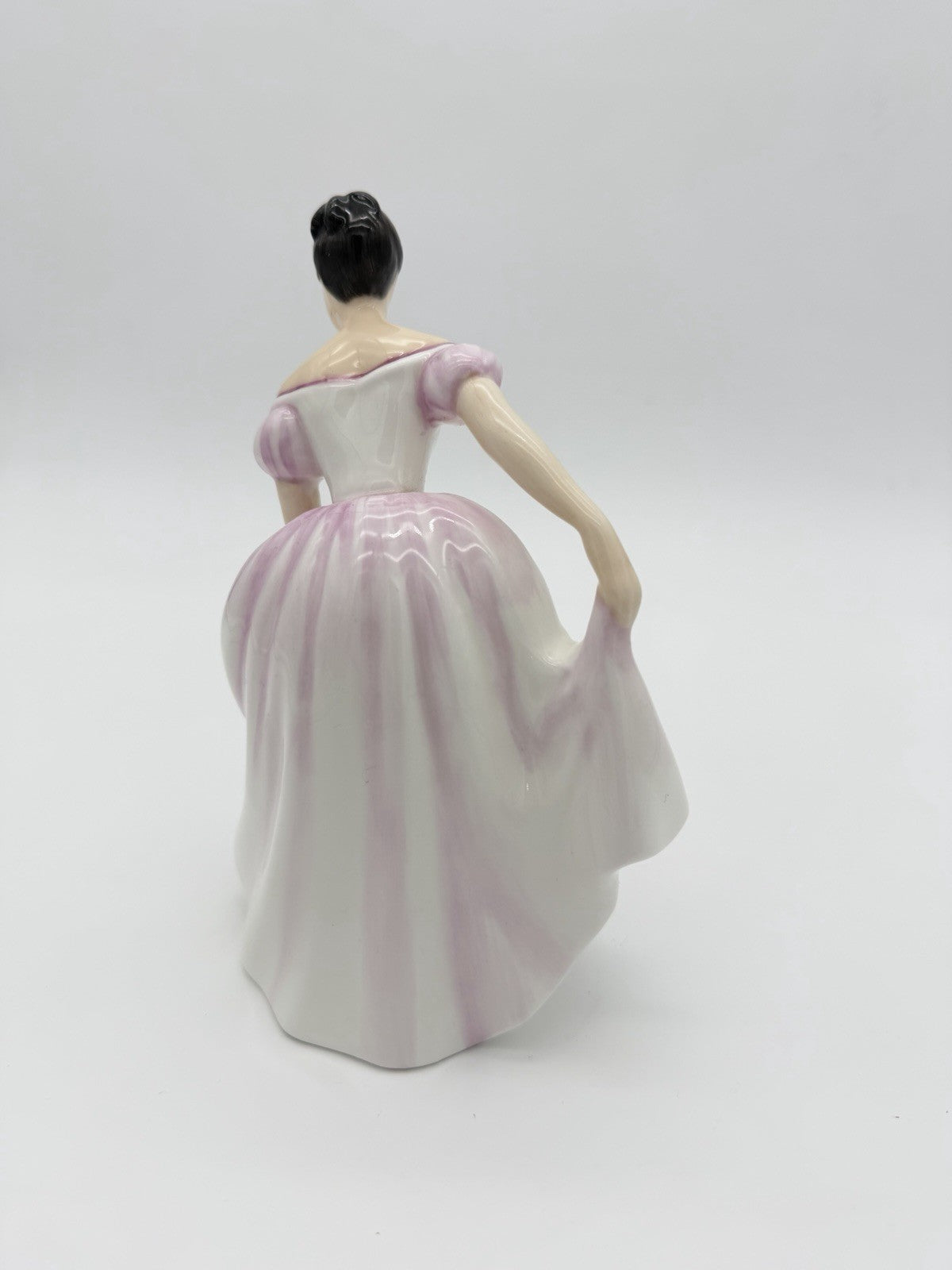 Royal Doulton Porcelain England Danielle Figurine HN3001 Pink Dress