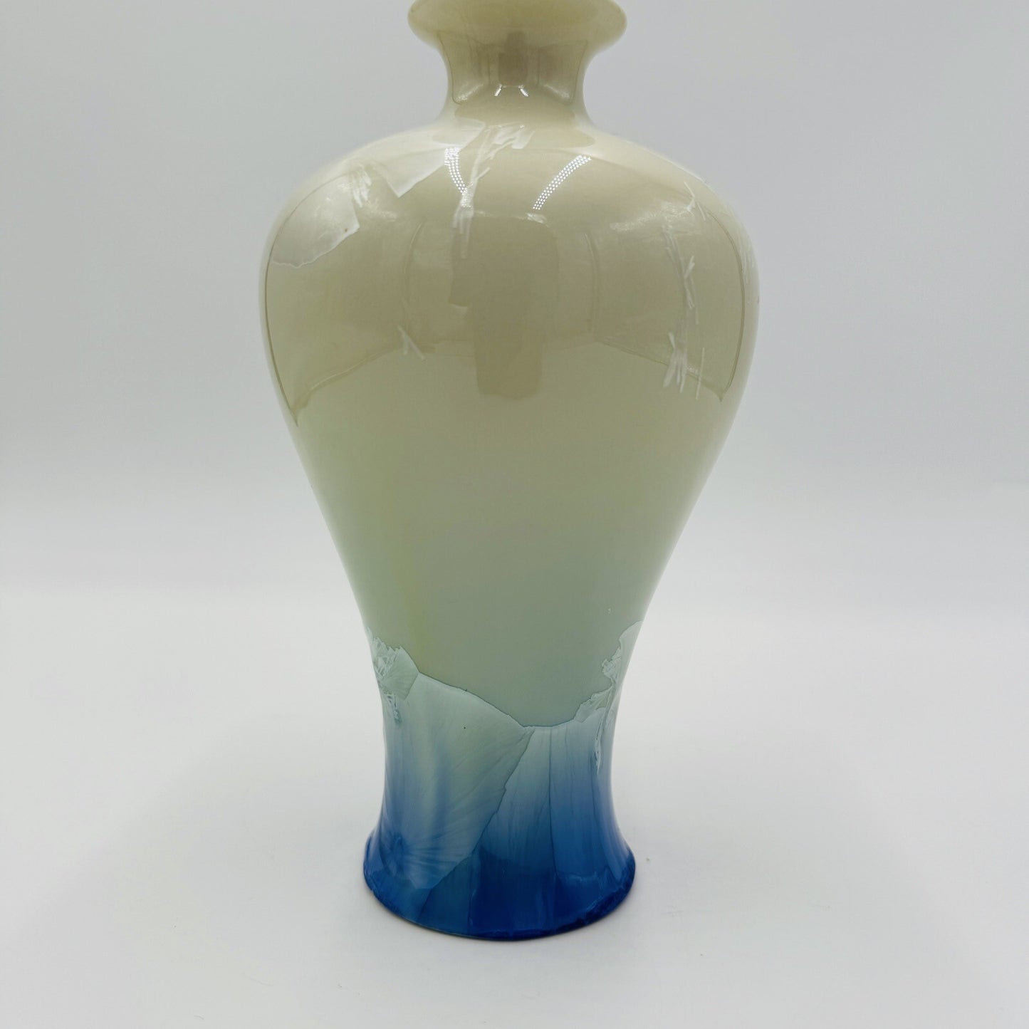 Vintage Shiwan 20th Century PROC 1970-1980 Chinese Porcelain Vase Iridescent 7.5