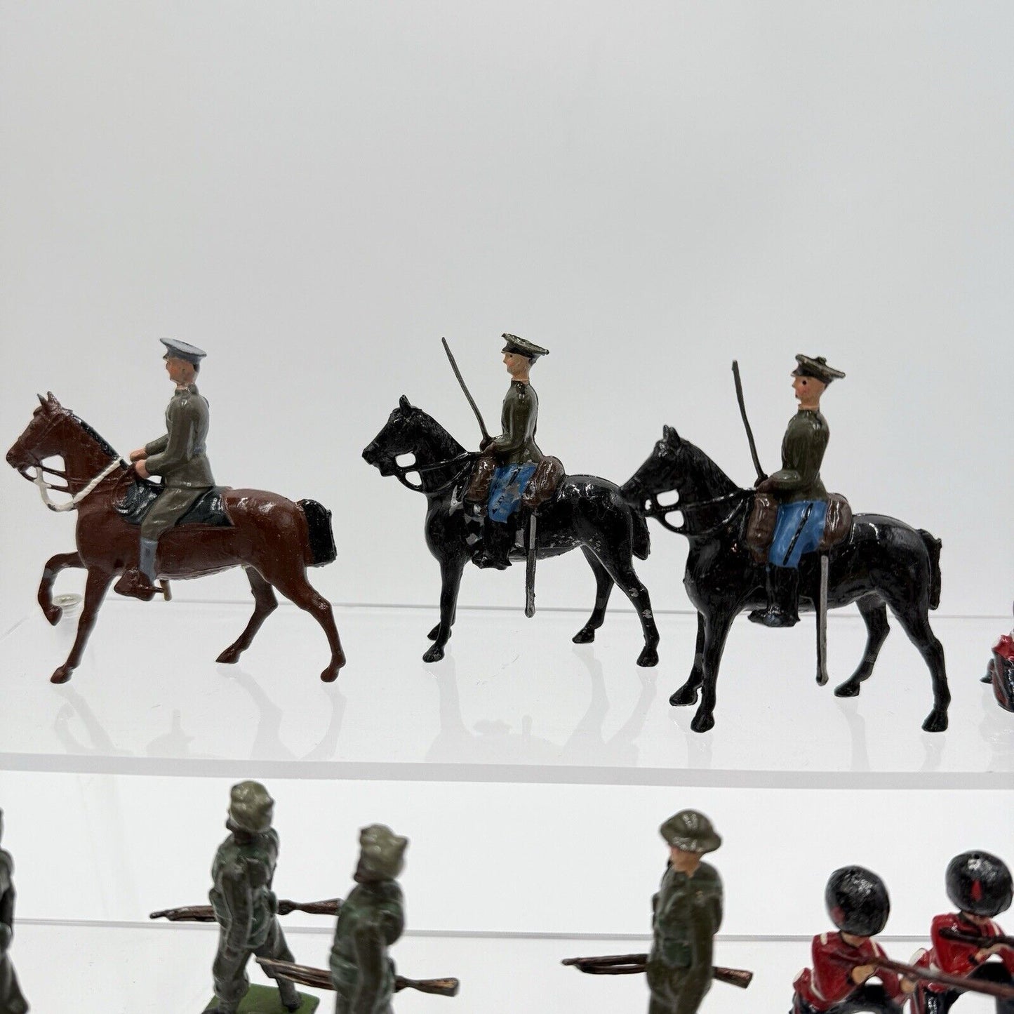 Vintage Britains 1970 Lead Toy Soldiers Hand Painted Mounted Guards Horses Lot