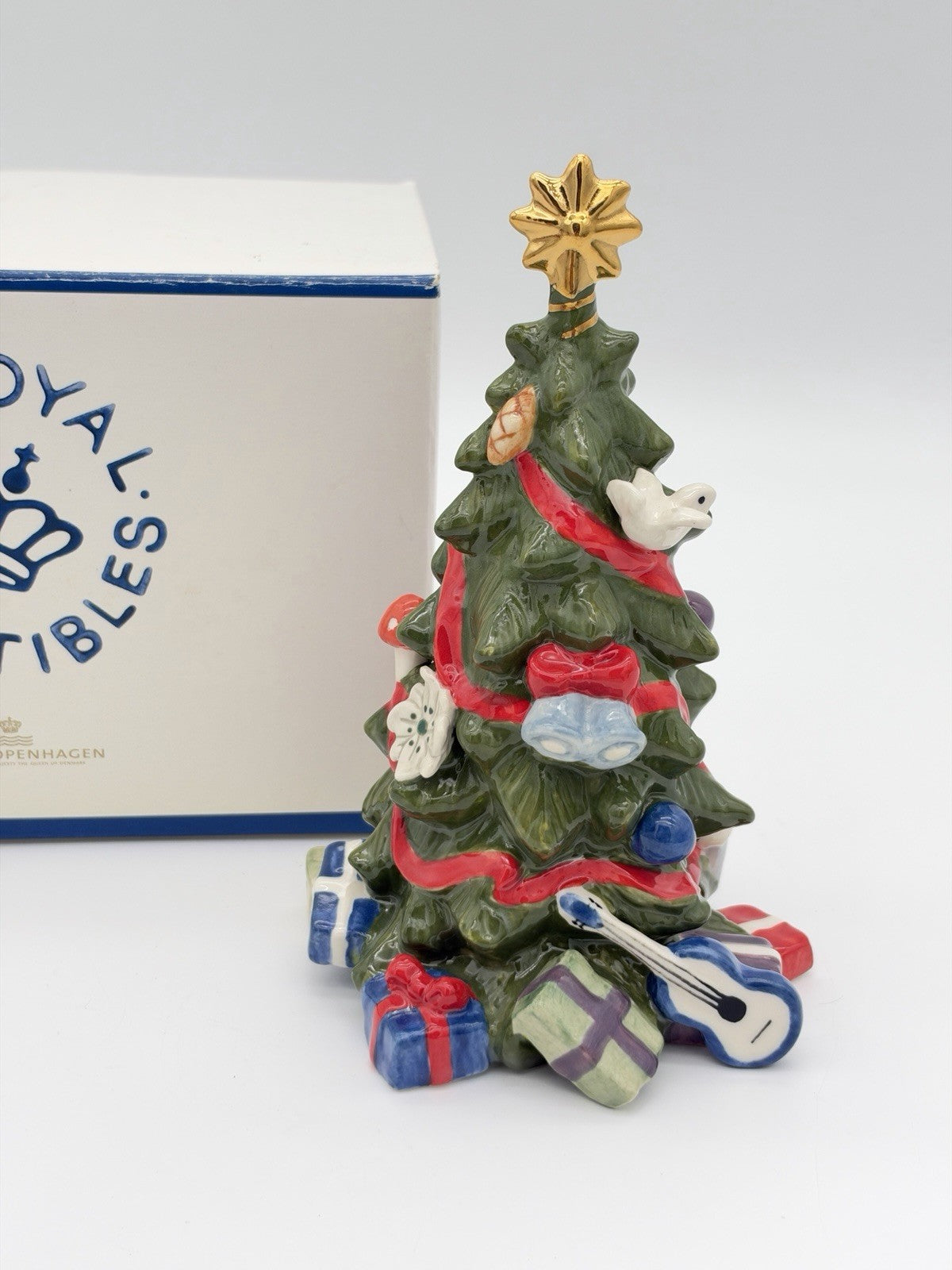2017 Royal Copenhagen Annual Porcelain Christmas Tree Denmark Figurine Rare