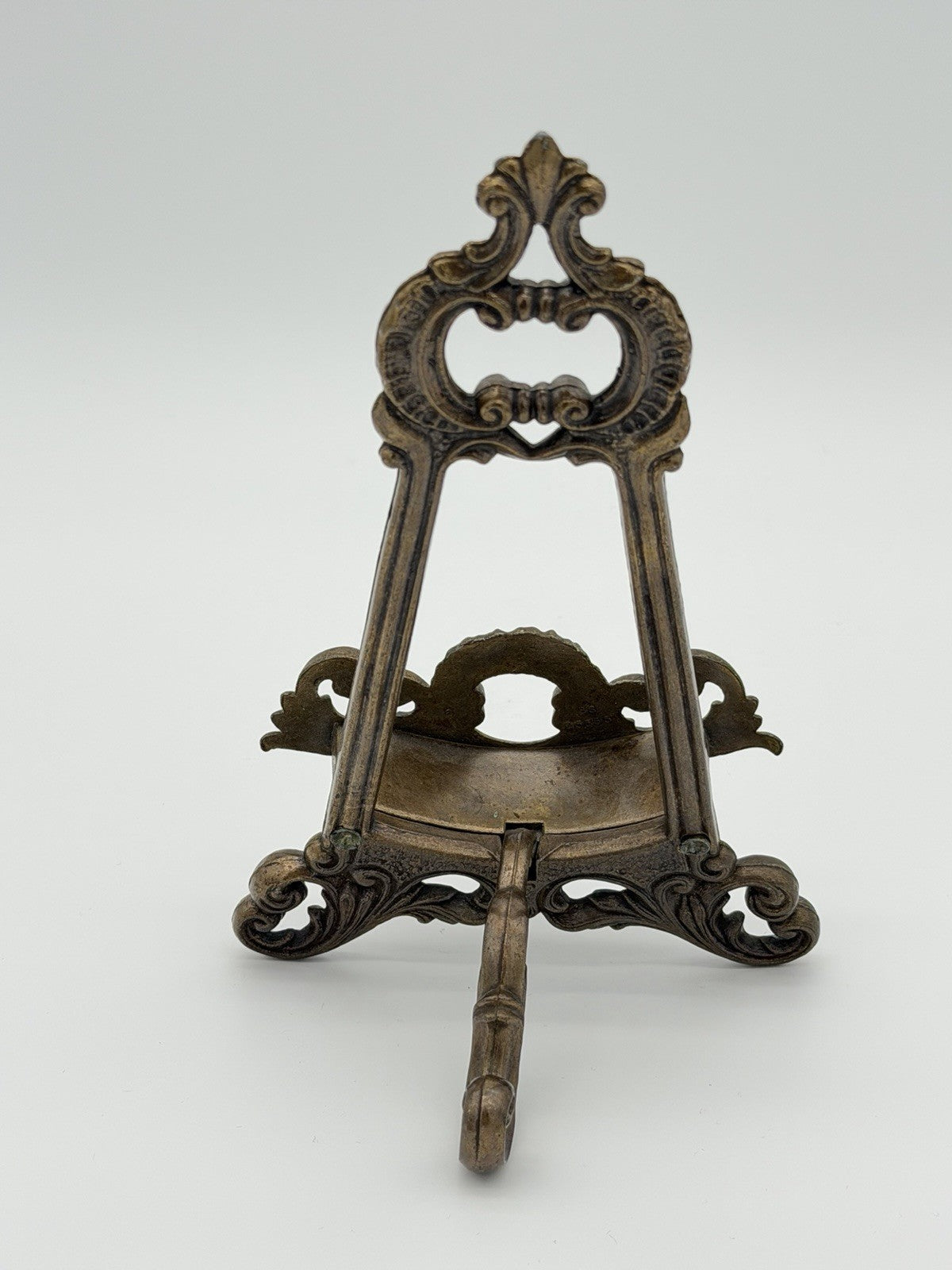 Antique Ornate Bronze 8”Frame Metal Table Top Easel Picture Book Plate Stand