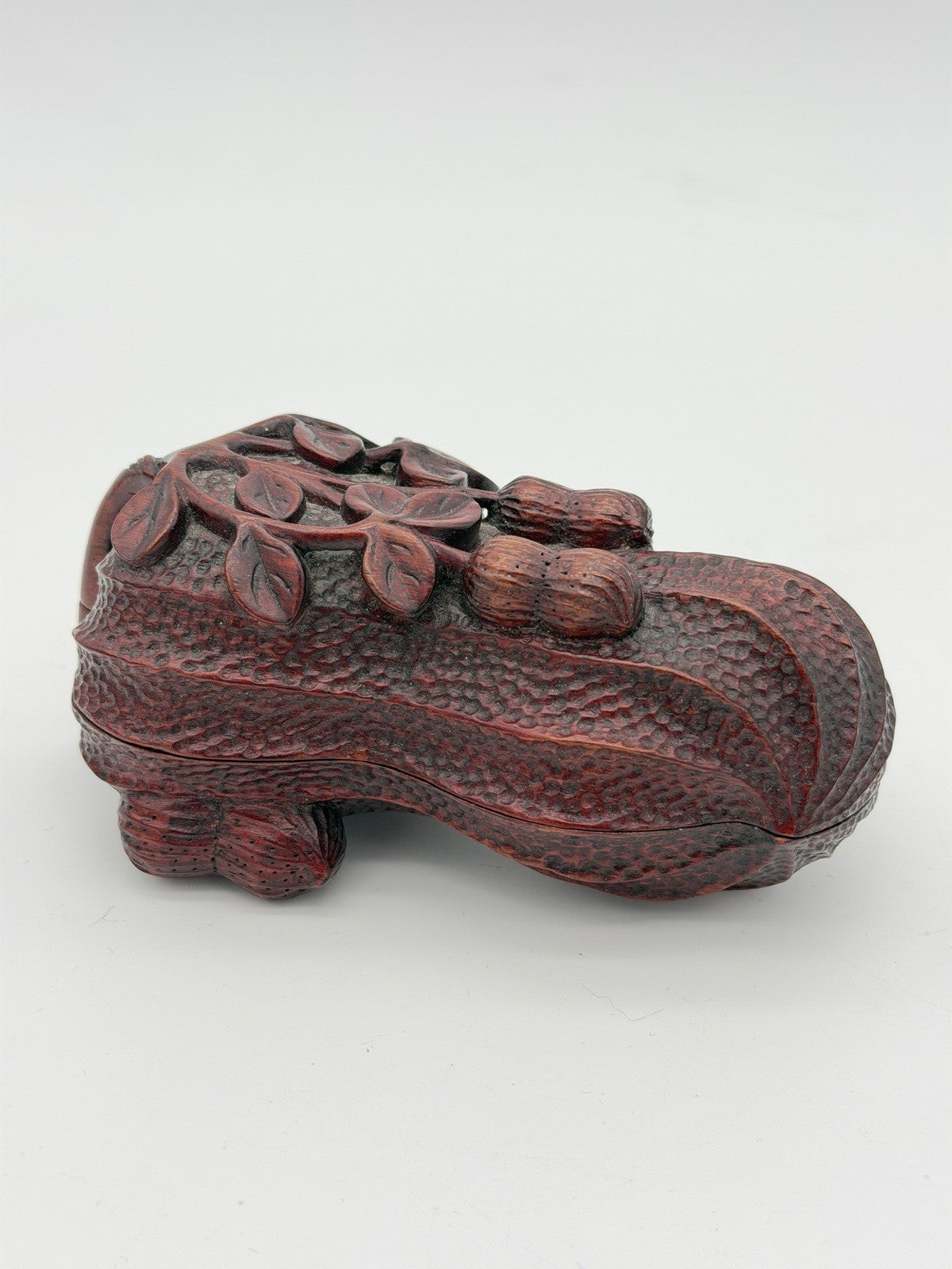 Antique Karaki Karinga Wood Carved Folk Art Peanut Shape Lidded Box Japan