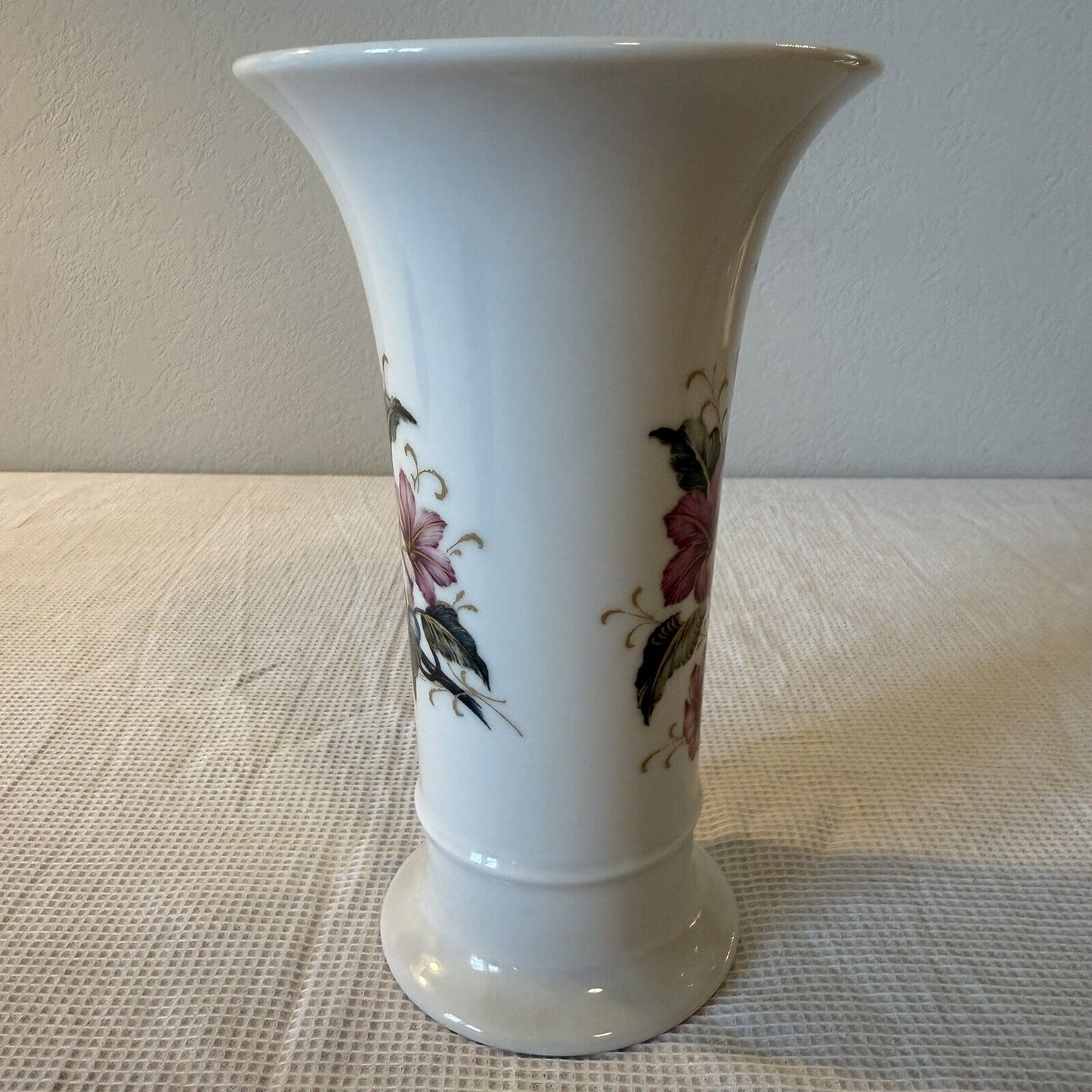 Vintage Kaiser West Germany Floral Vase Lily Pink Flowers Liliane 8in Large