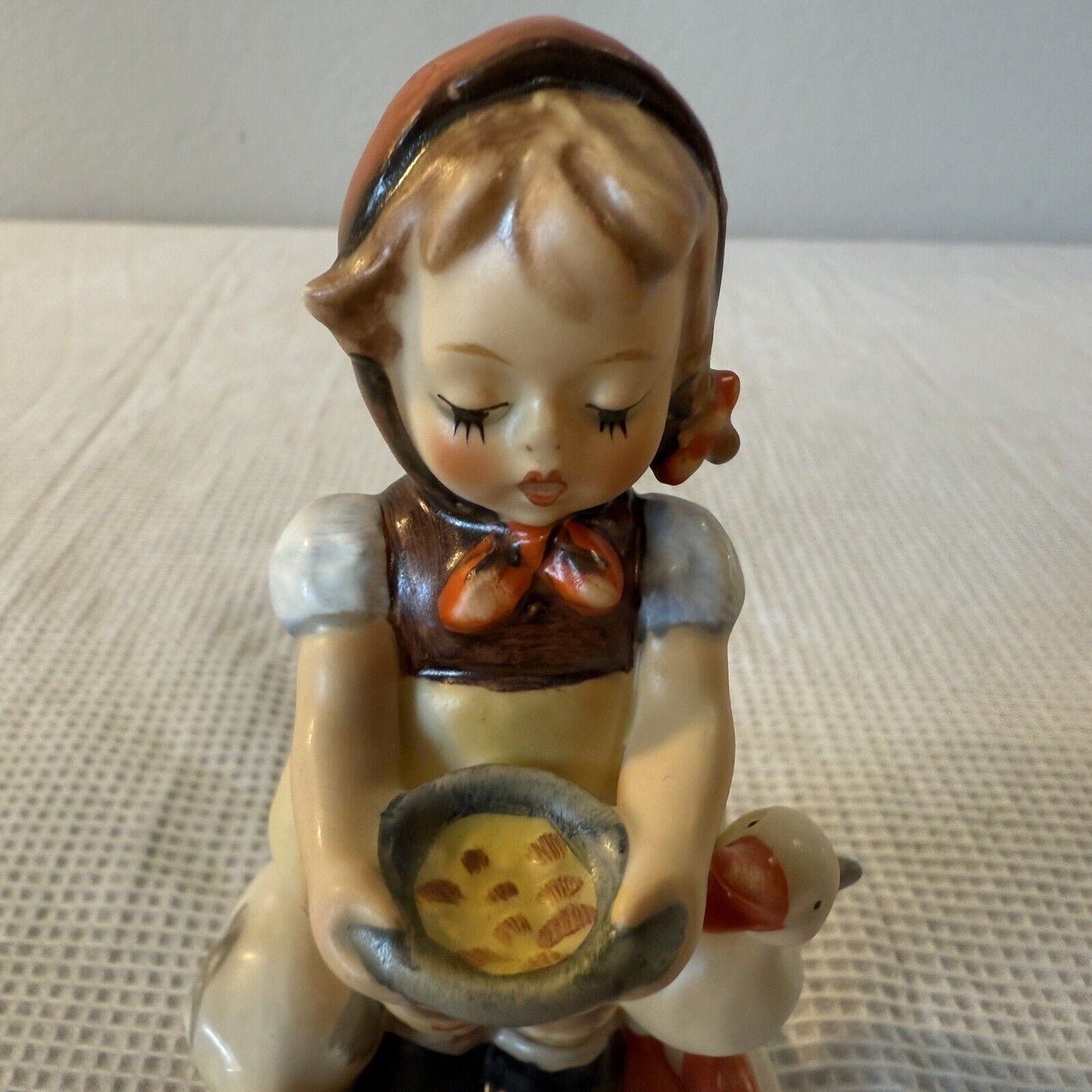 Goebel Hummel Figurine # 197 2/0 Be Patient Girl with Geese 1984 Vintage H.B.