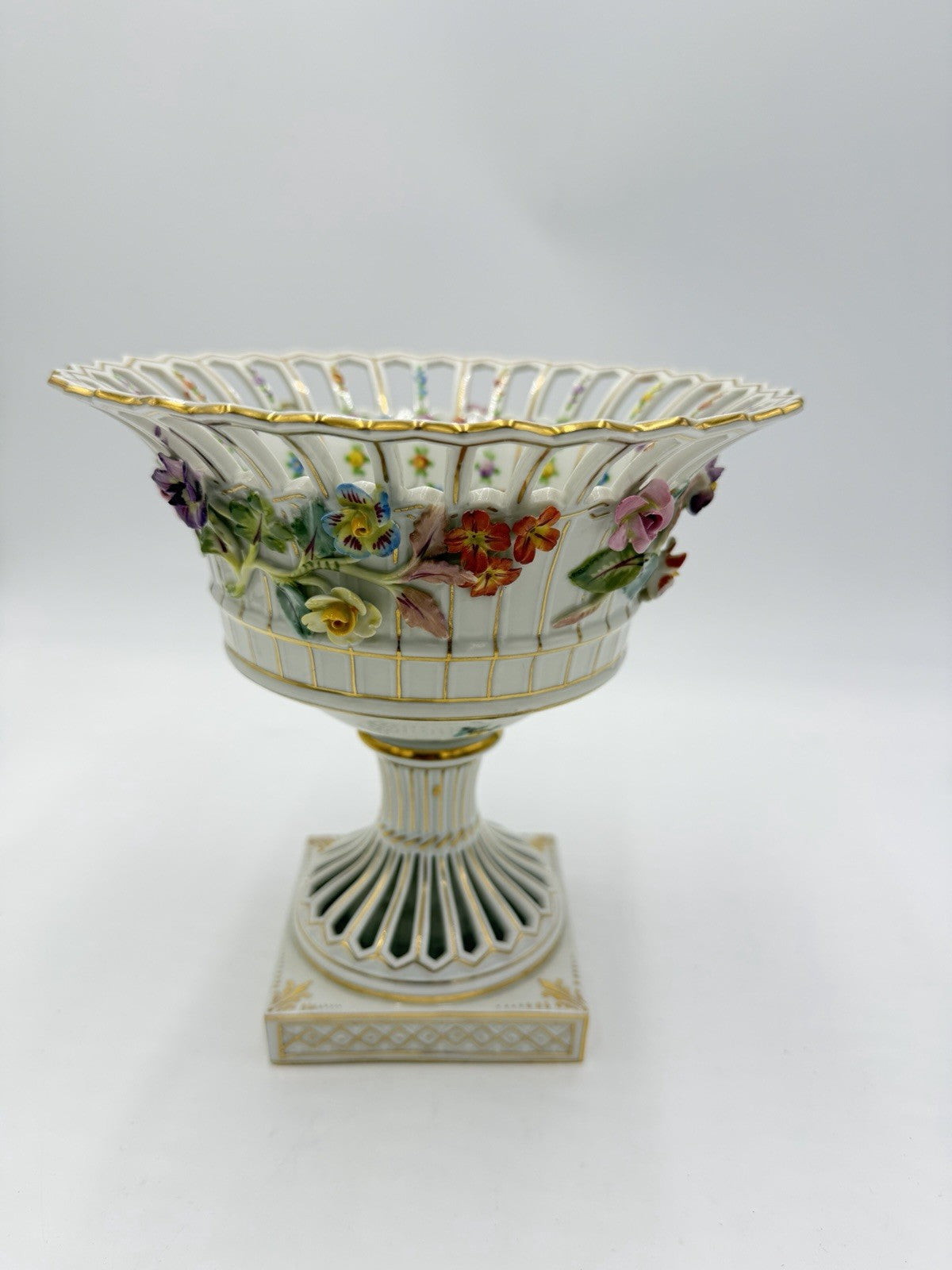 Antique Dresden Porcelain GermanyReticulated Pedestal Bowl W/ Encrusted Flowers