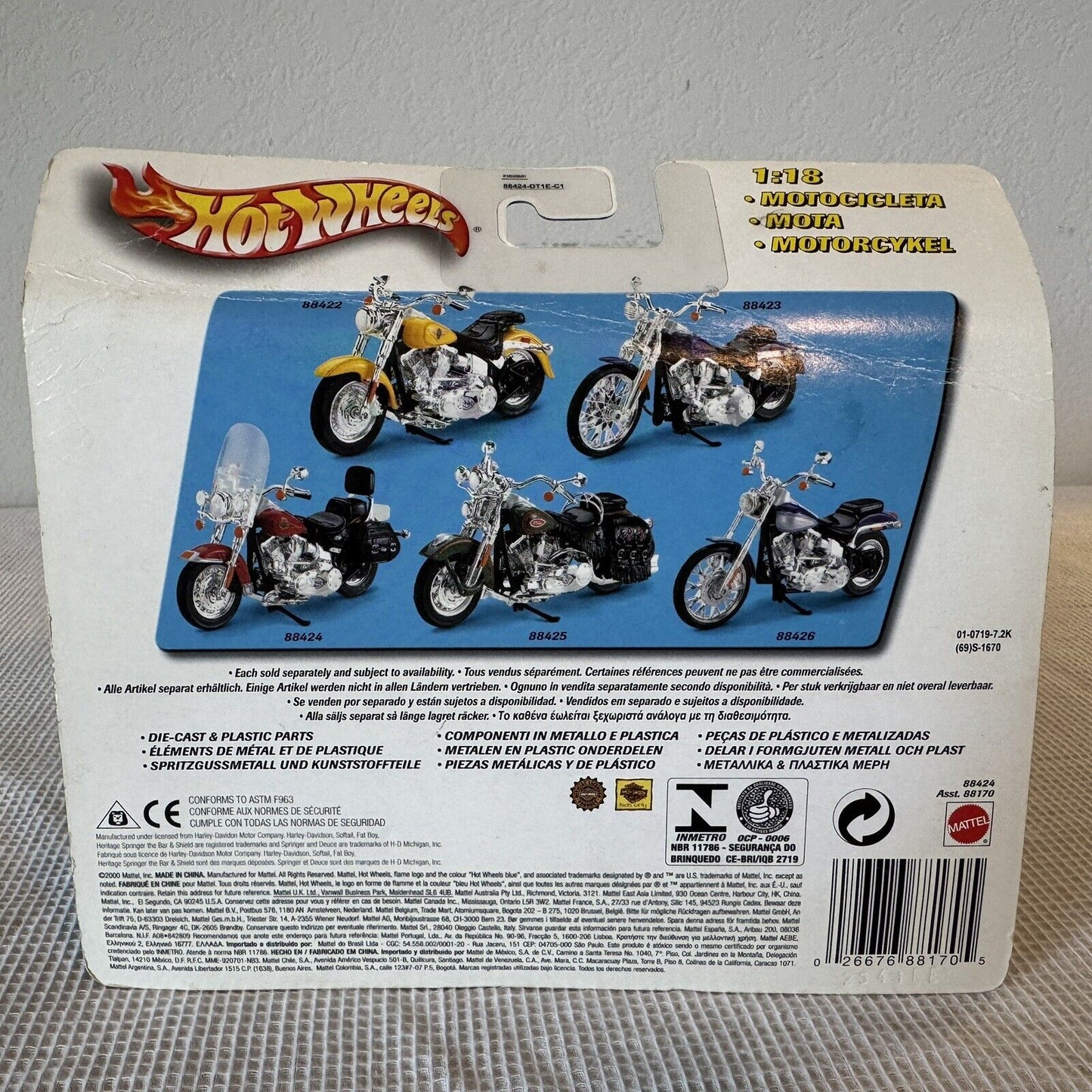 Hot Wheels 1:18 Die-Cast Harley-Davidson Heritage Softail Classic 2000 Mattel