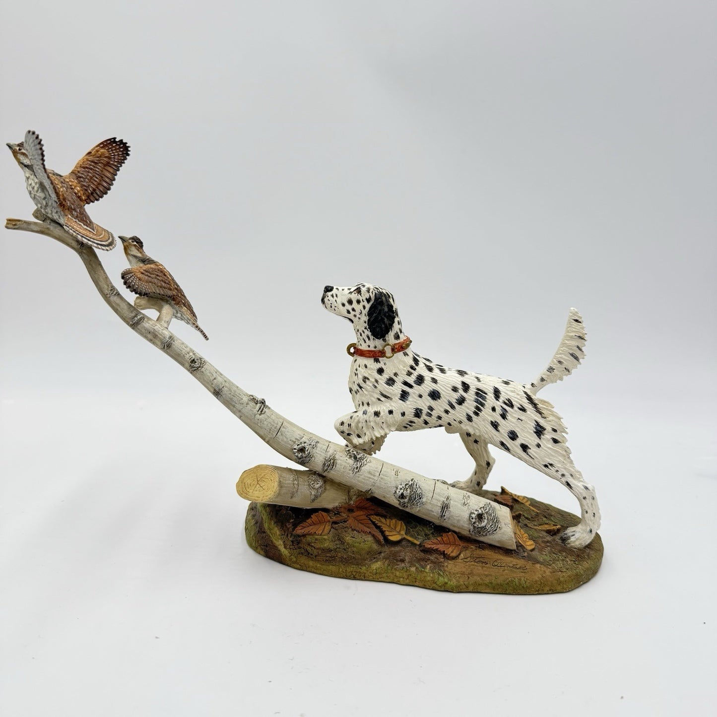 The Danbury Mint Autumn Wings Hunting Dog  Signed Stan Bentall Sculpture 8”x12”