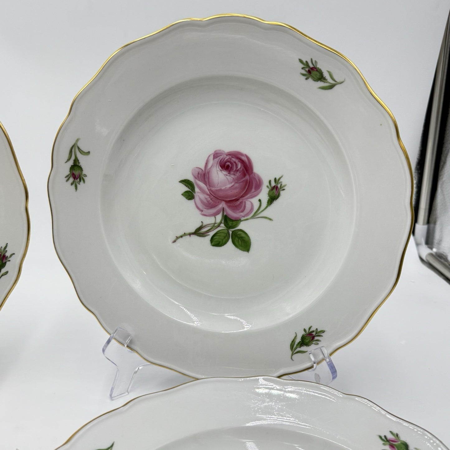 Meissen Porcelain Germany Pink Roses Deep Dinner Plates 9.5”x1” Circa 1920 Set