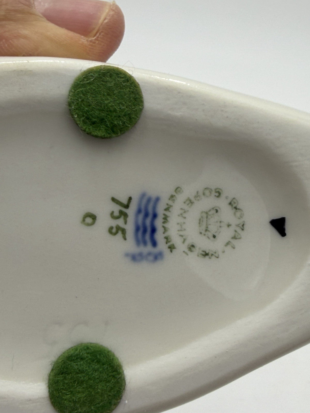 Royal Copenhagen Denmark Porcelain Swan Bird Figurine #755 White Glossy 4.5”x7”L