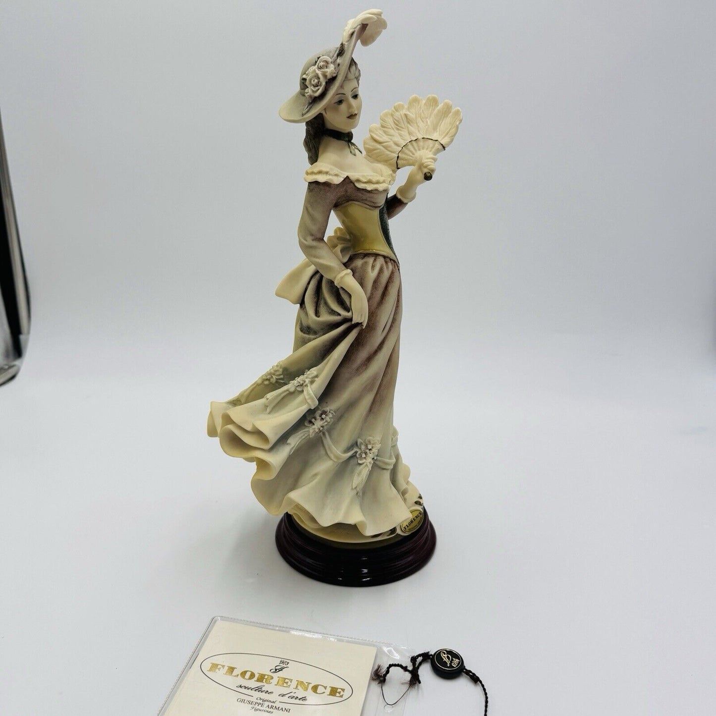 Giuseppe Armani Italy Porcelain Lady Vanessa Sculpture Statue Art 0347C