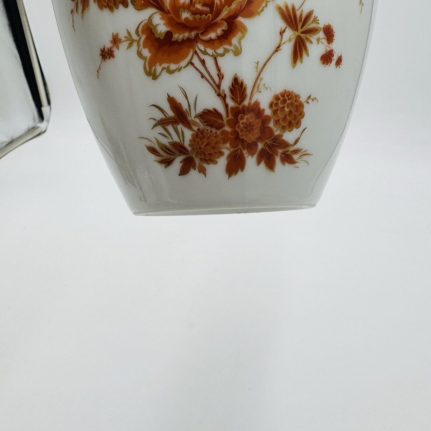 Rare Kaiser Germany Porcelain Floral Burgund Bud Vase 8.5”H Vintage Gold Rim