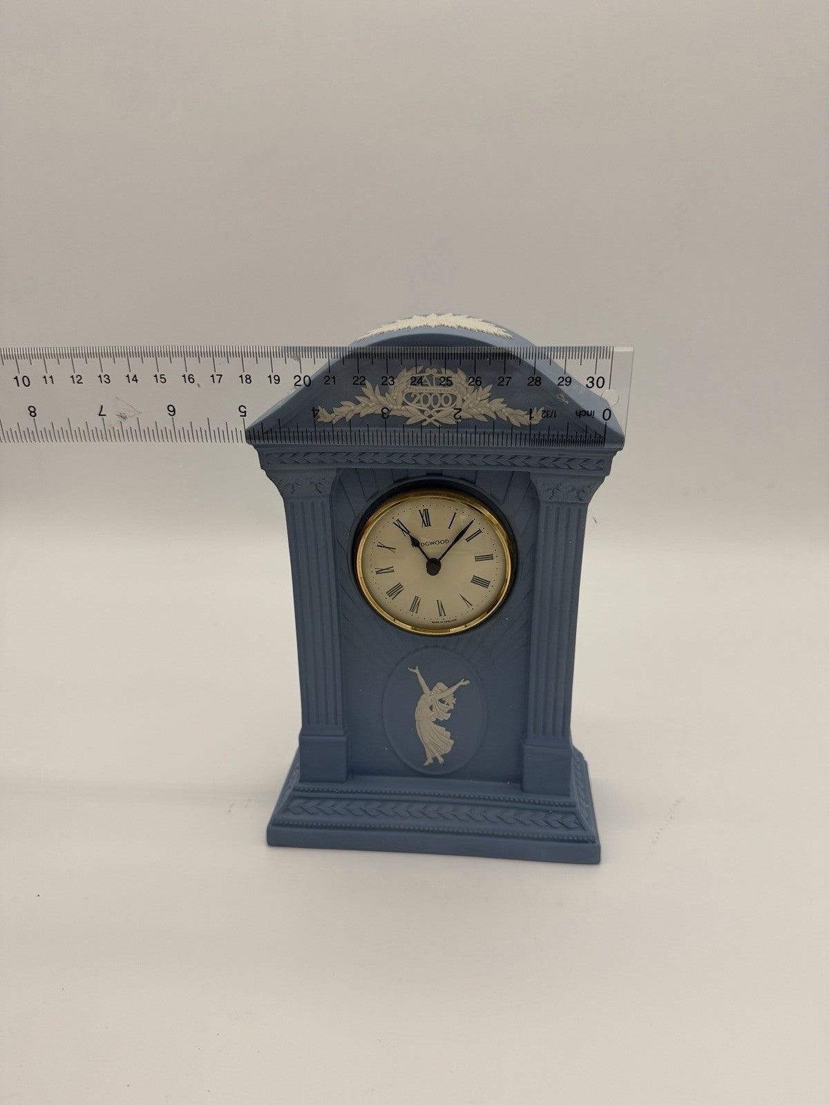 Vintage Wedgwood Blue Jasperware England Mantle Clock Millennium AD 2000 Works