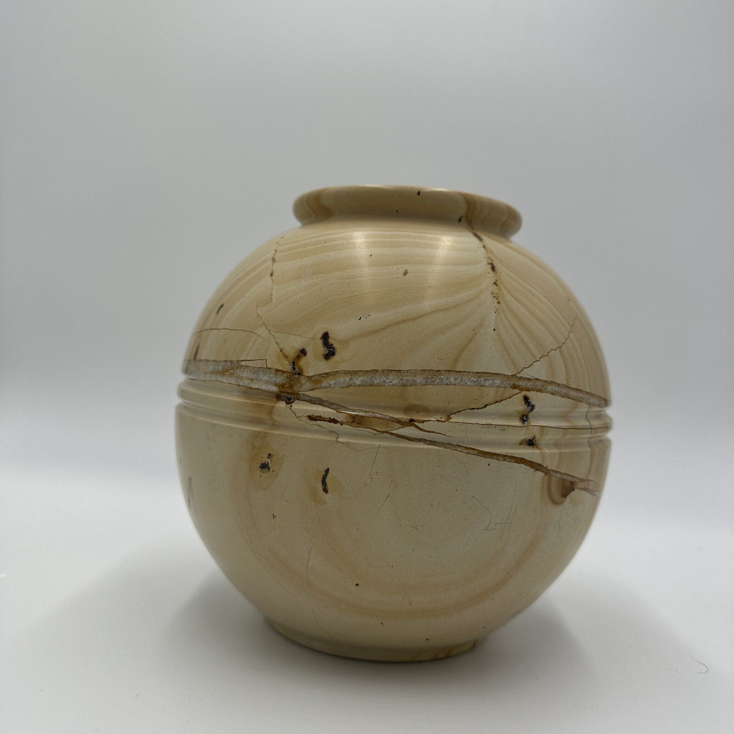Sedlak Marble Vase Urn USA Crackled Design Stone Heavy Home Decor Interior