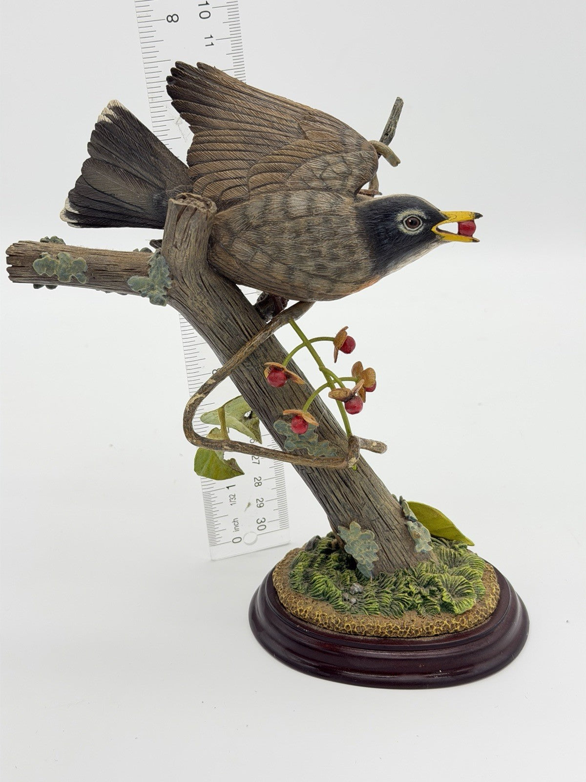 Rare Danbury Mint Autumn Bounty BY JEFF RECHIN American Robin Bird Figurine