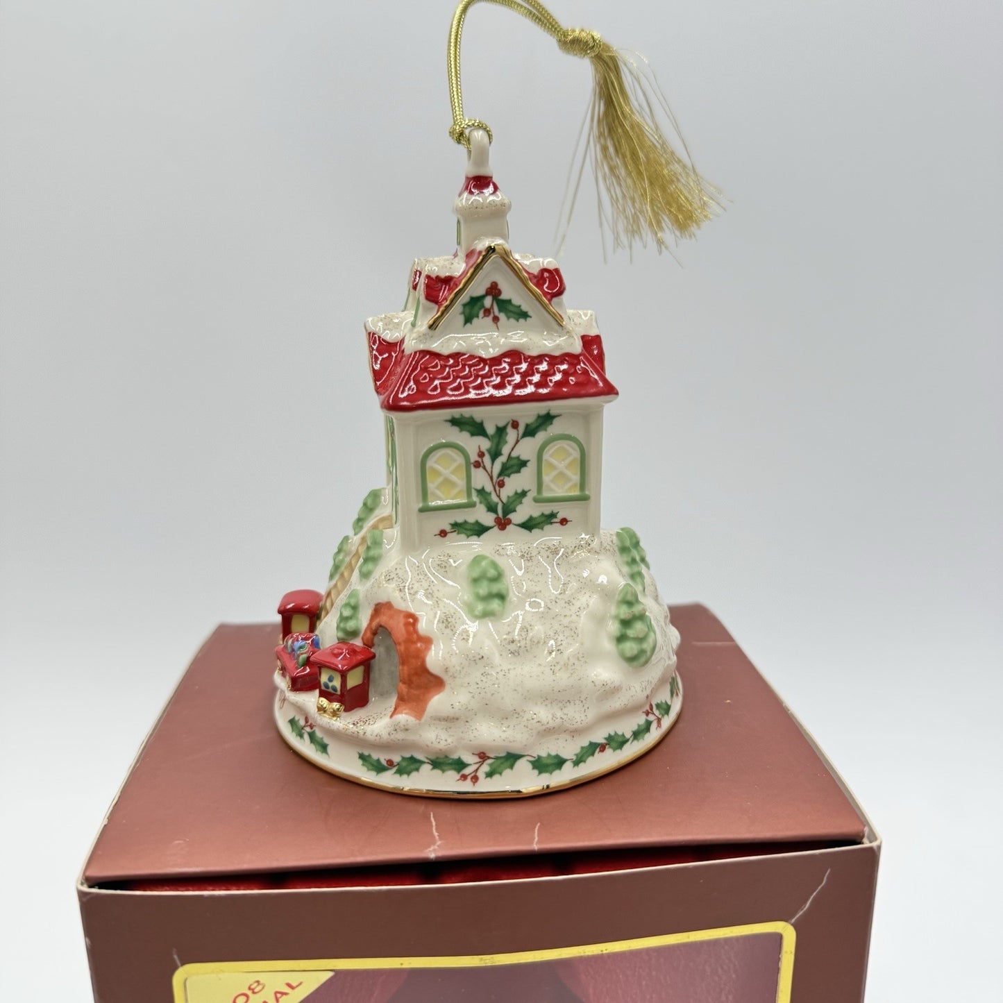Lenox 2008 Annual Holiday Ride Ornament Porcelain Figurine Christmas 4in