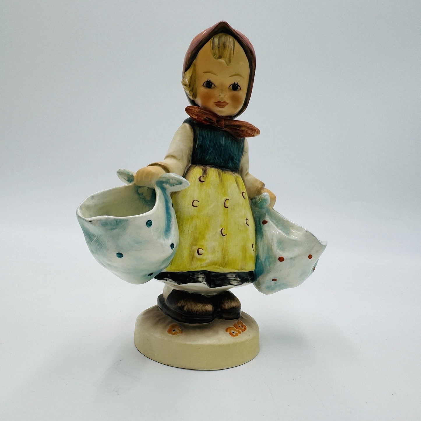 Vintage Goebel Hummel Mother's Darling #175 Figurine Germany Girl 1960 Painted