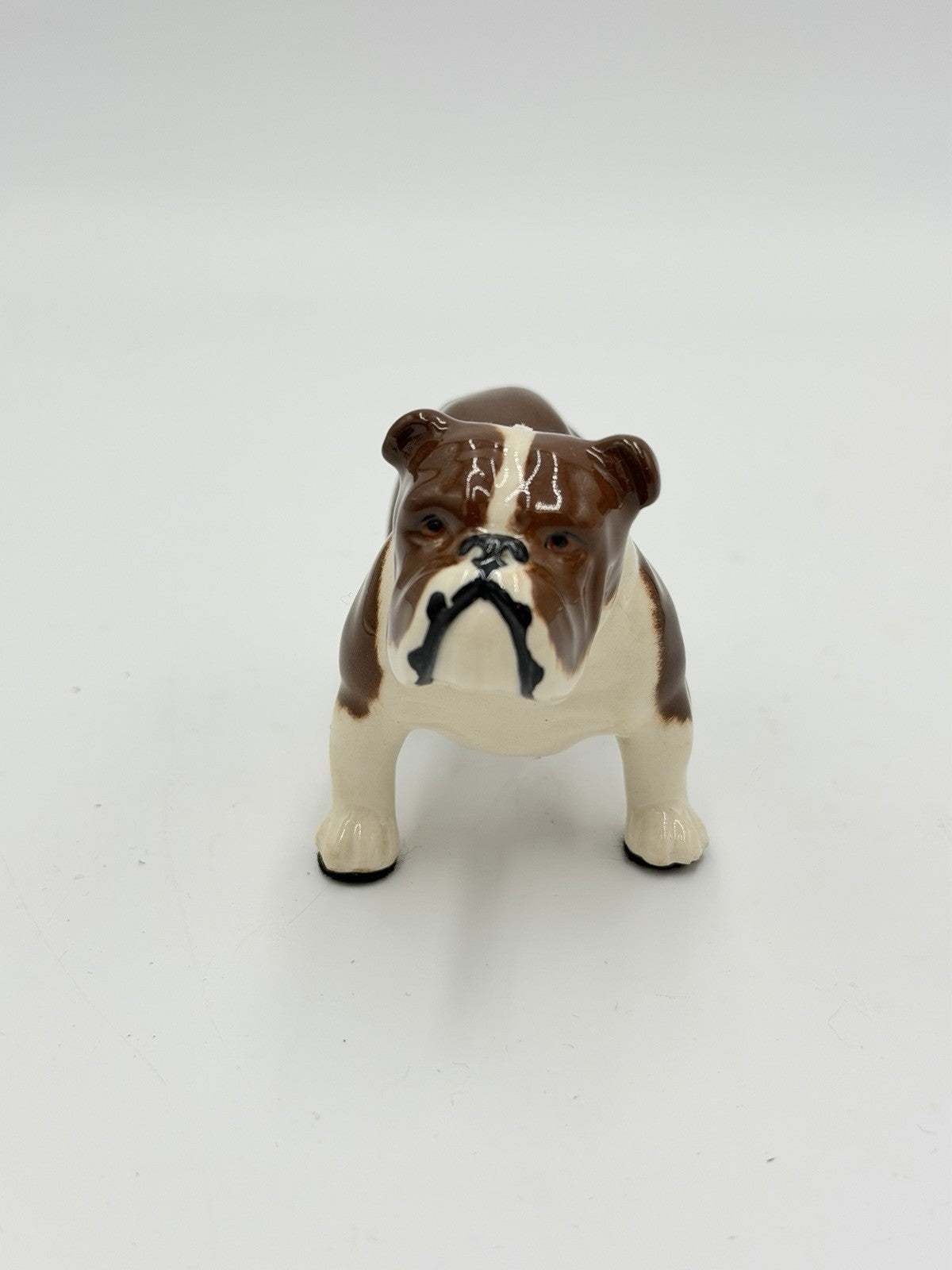BESWICK ENGLAND BOSUN Bulldog Dog Porcelain Figurine Signed R Smith 2”H