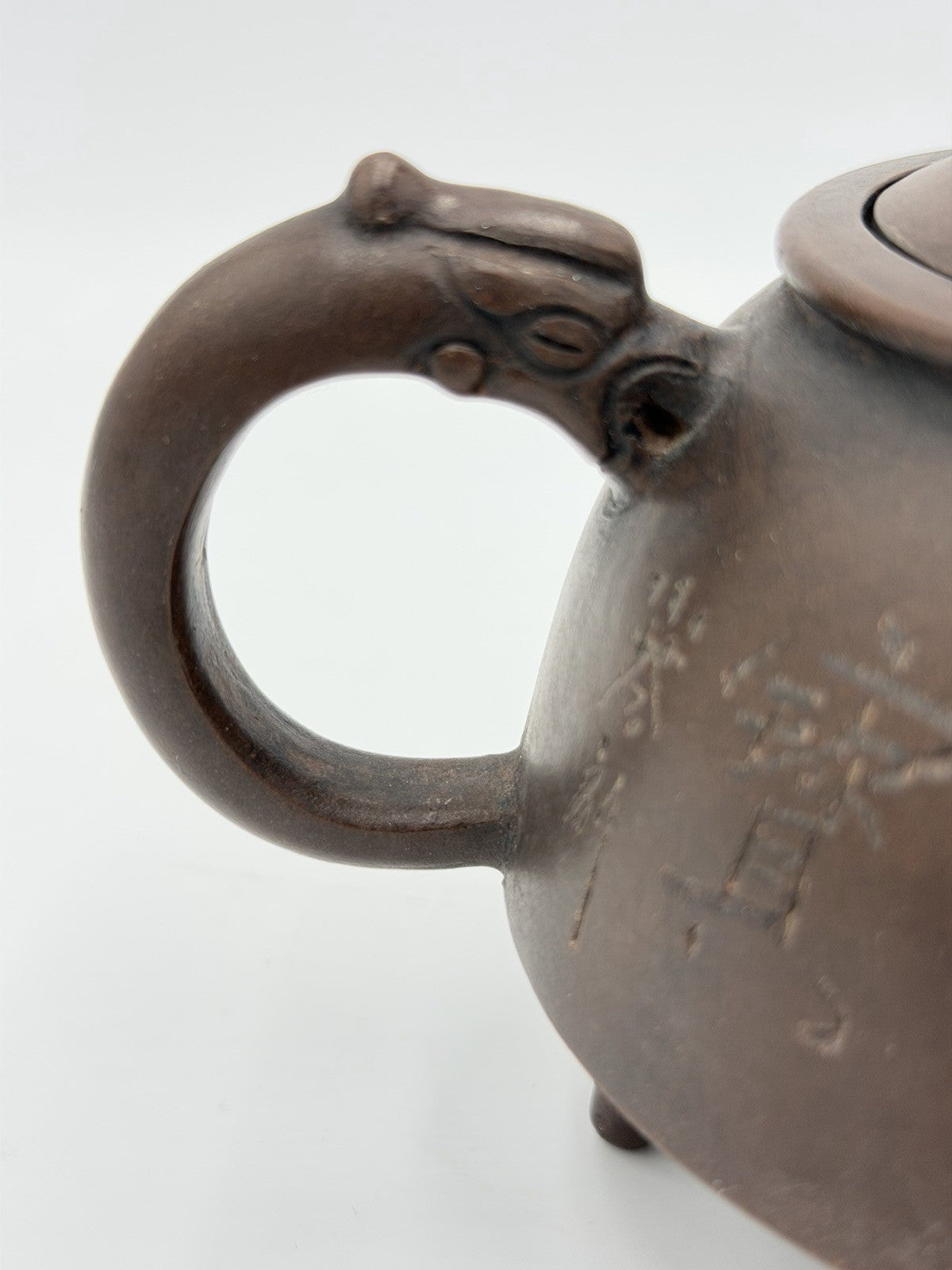 Chinese Yixing Zisha Art Pottery Clay Teapot  Bamboo Sage Engraving Footed