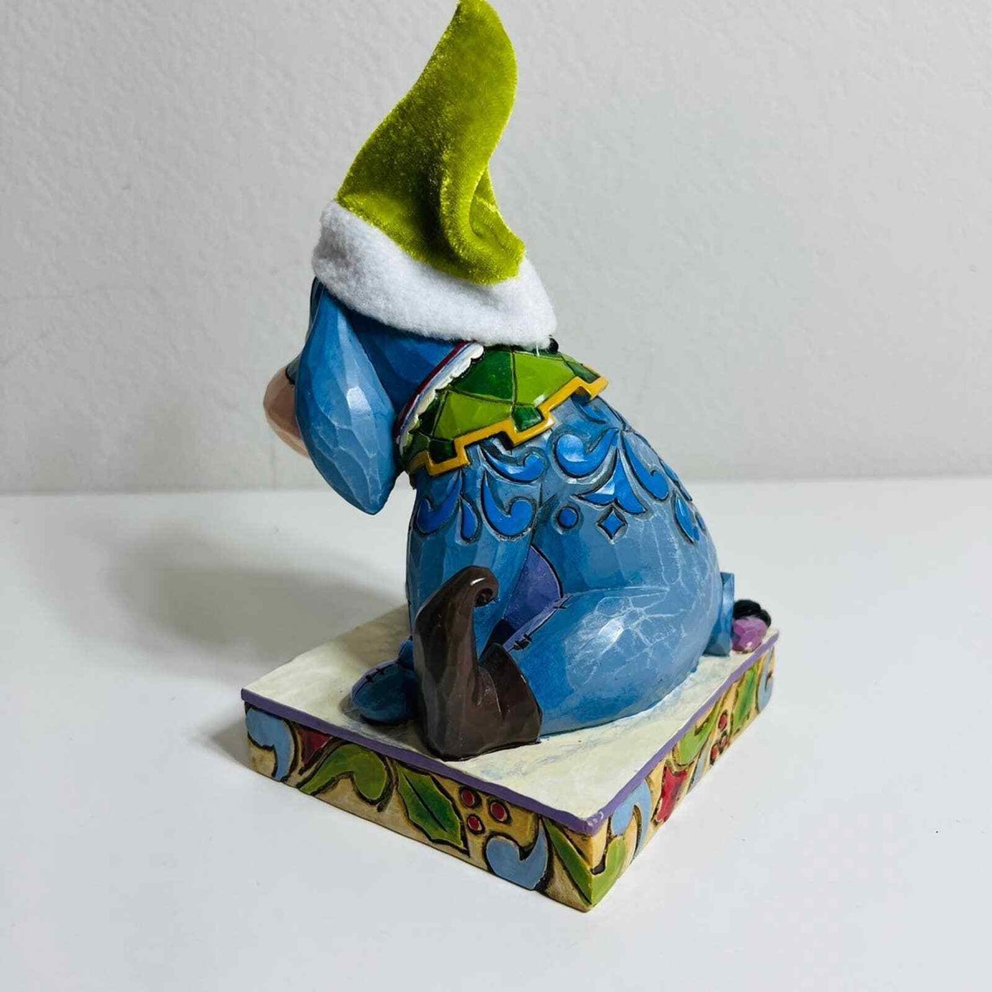 Jim Shore Eeyore Walt Disney Showcase Santa's Little Helper Figurine