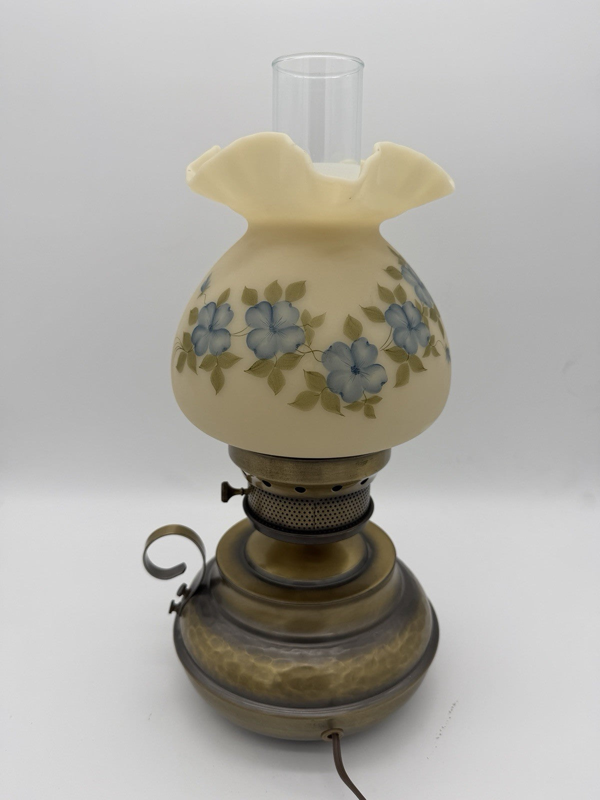 Fenton Art Glass Blue Floral Dogwood Cameo Satin Hammered Colonial Lamp Rare Vtg