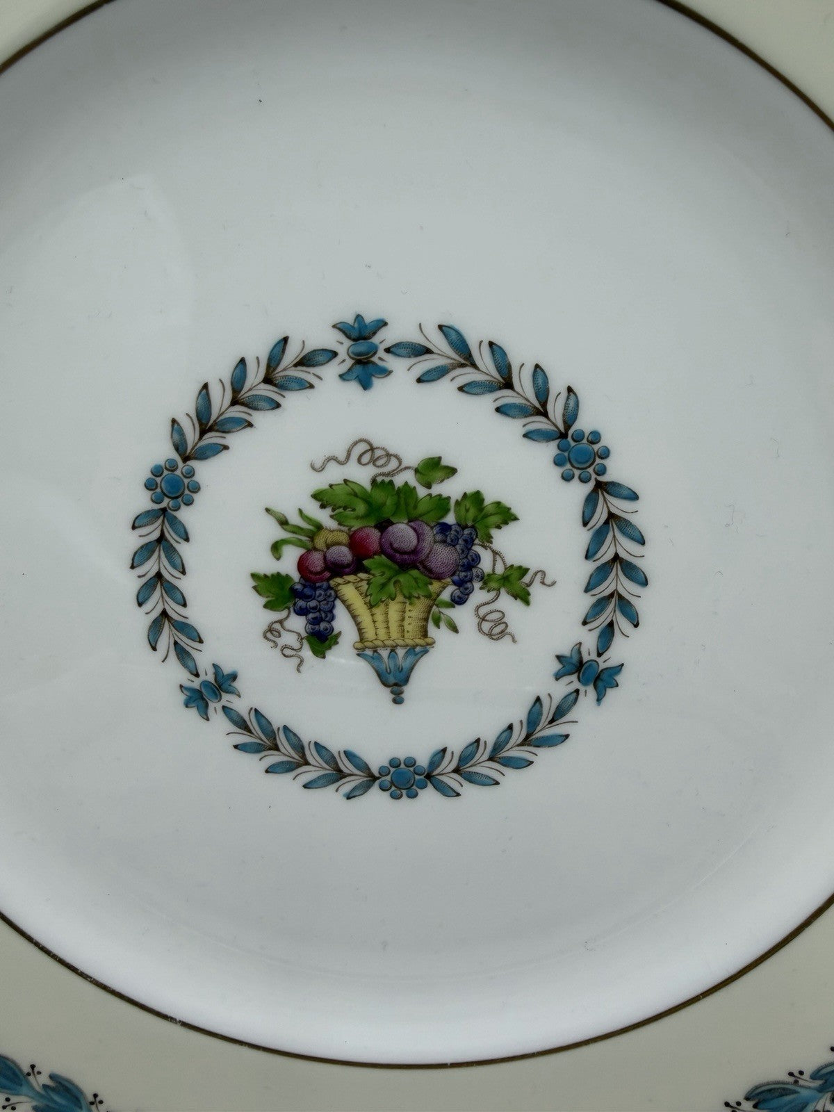 Wedgwood Porcelain England Appledore W3257 Dinner Plate Embossed 11”