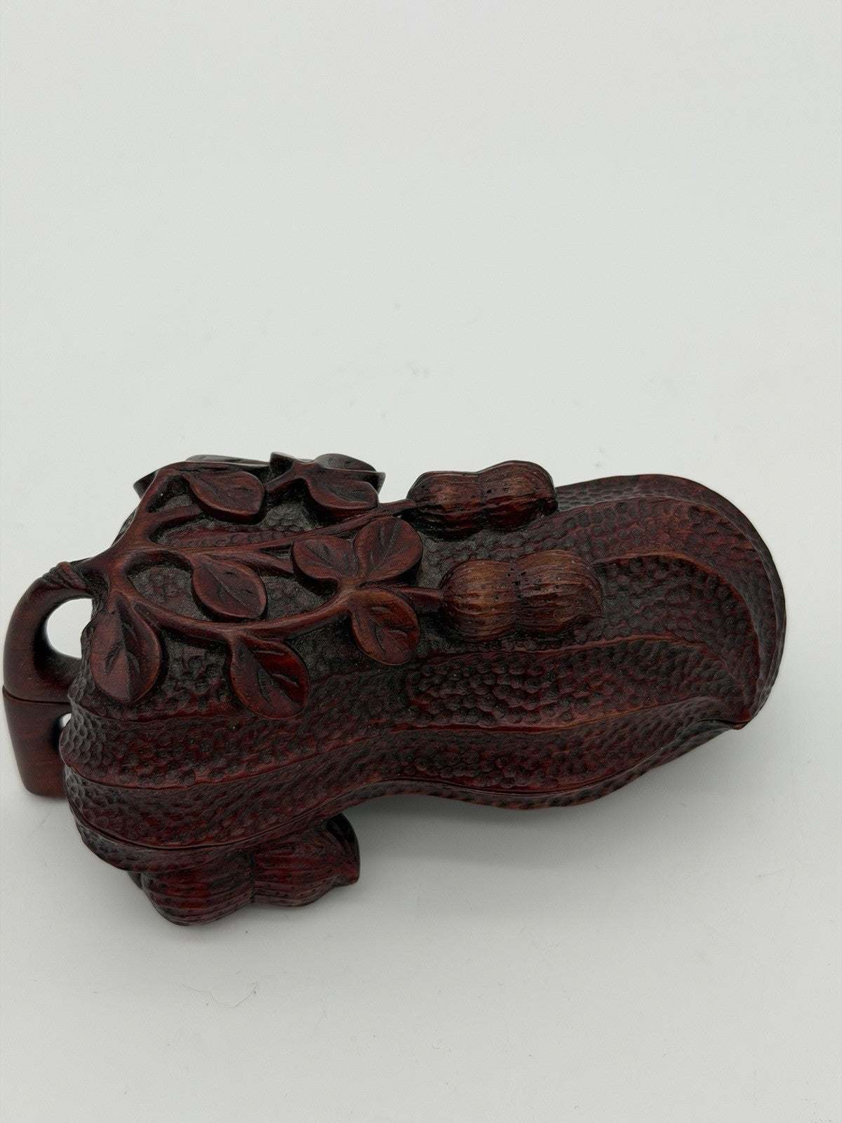 Antique Karaki Karinga Wood Carved Folk Art Peanut Shape Lidded Box Japan