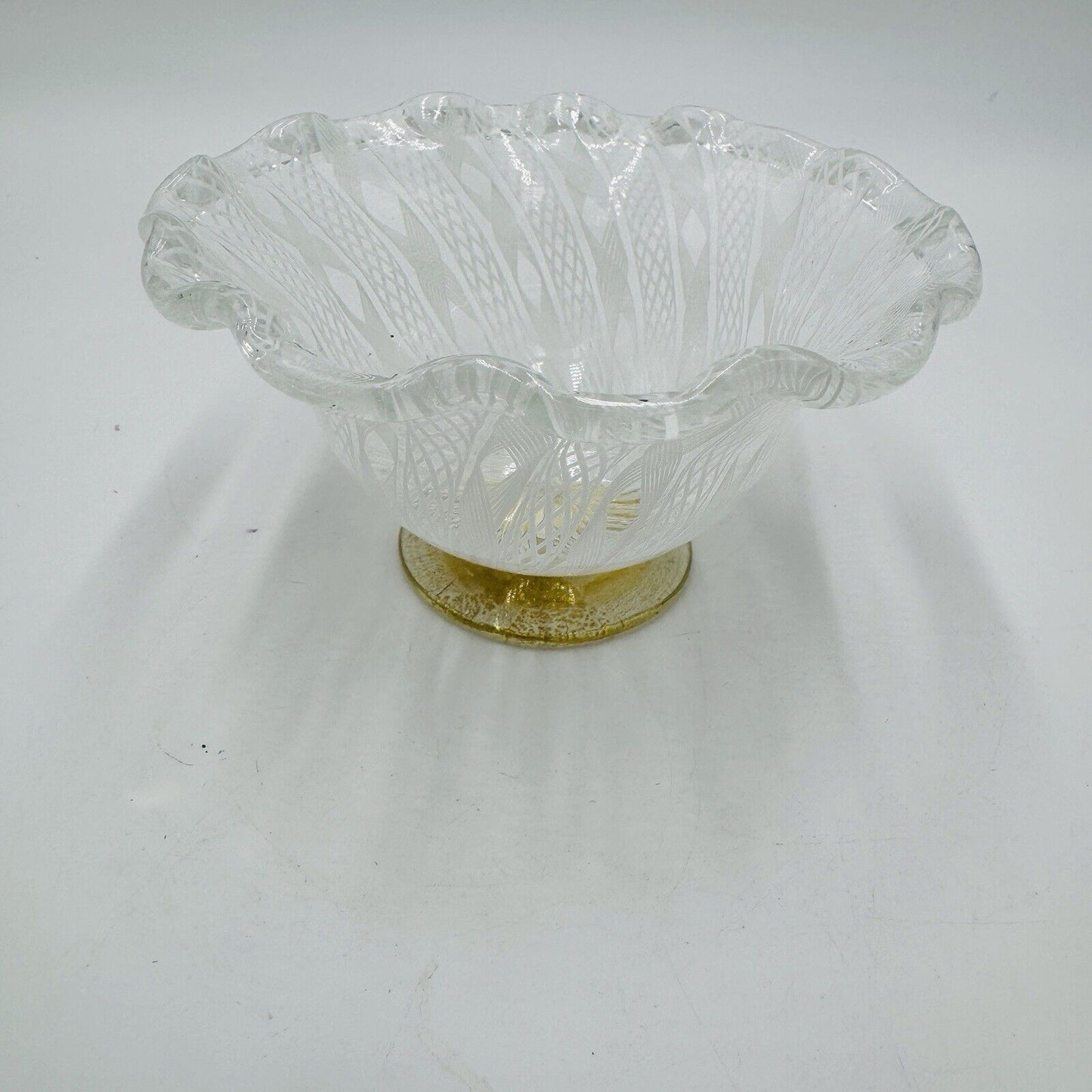 Murano Art Glass VENINI LATTICINO White ribbon bowl Italy Gold Base Small