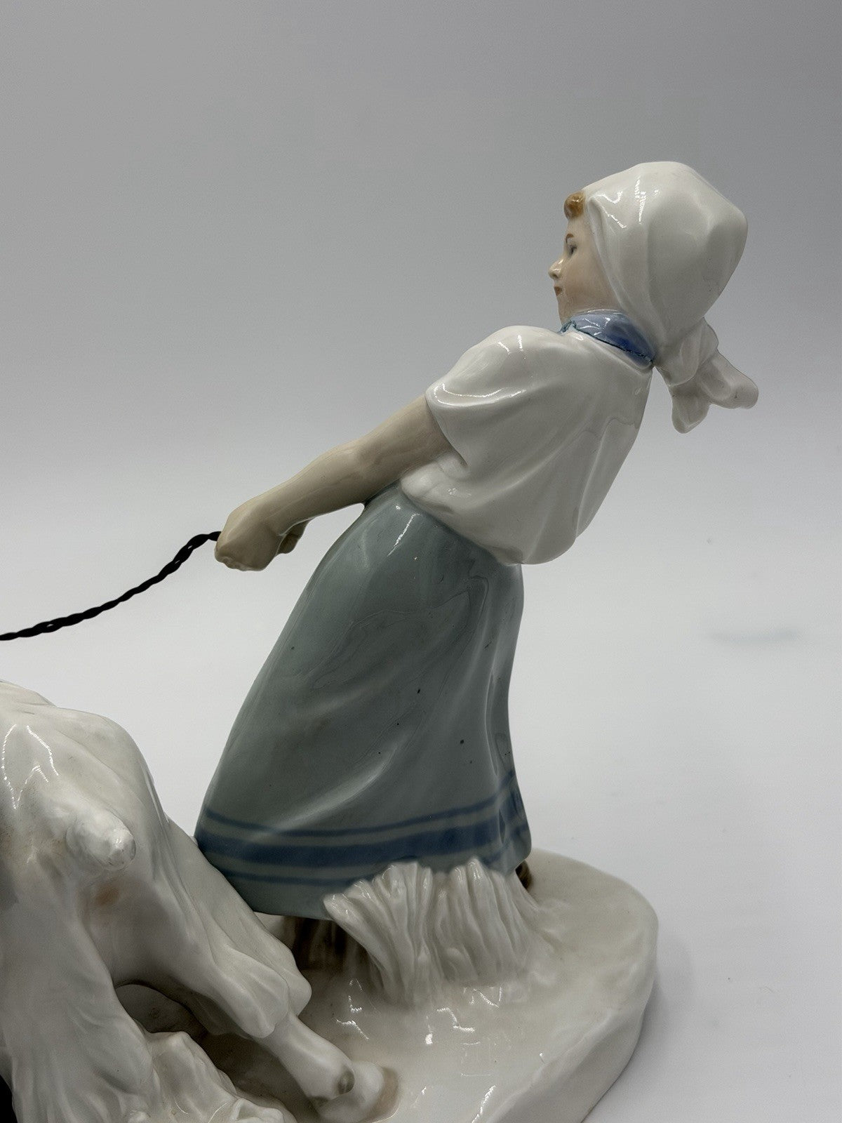Meissen porcelain figure group Girl W/ Goats By Otto Pilz 1906 (Repaired) Large