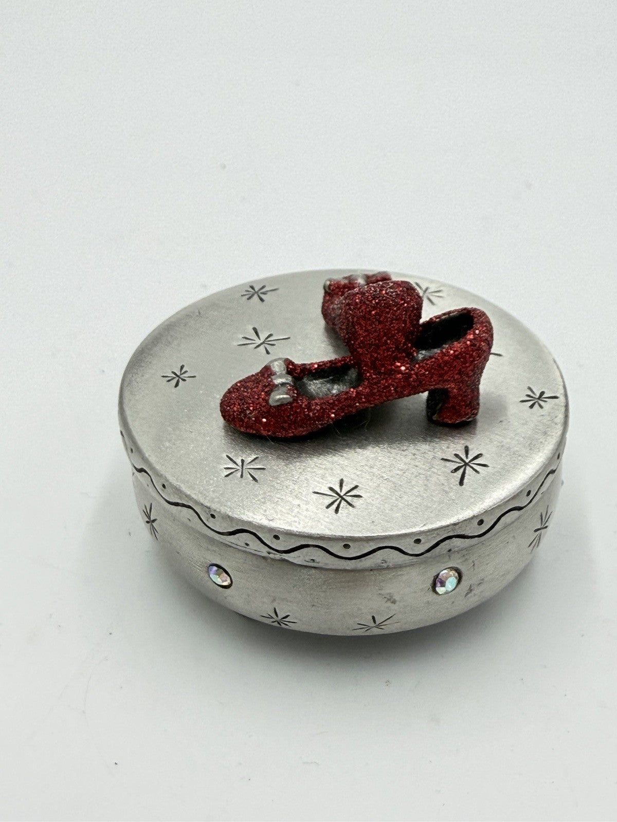 Wizard Of Oz Pewter Dorothy Red Slippers Jewelry Box 1.5”Hx2”W No Place Like Hom