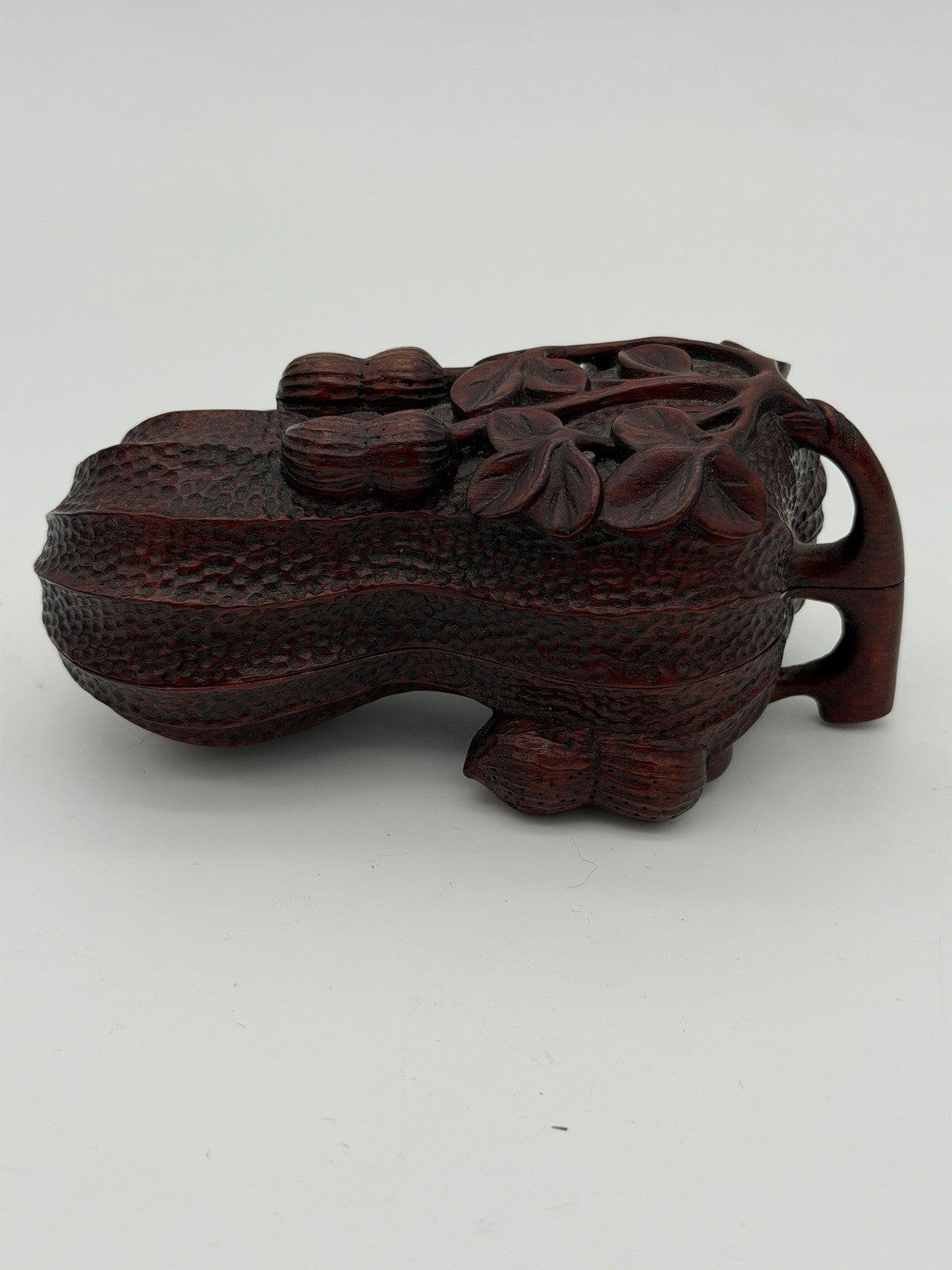 Antique Karaki Karinga Wood Carved Folk Art Peanut Shape Lidded Box Japan