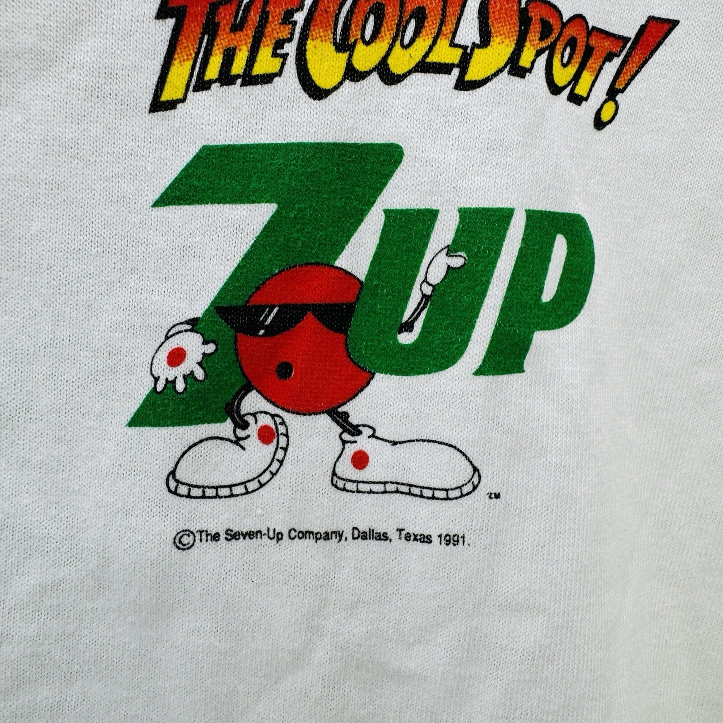 7 UP Single Stitch Surfing Soda T Shirt Size L COOL SPOT White USA Made Vintage