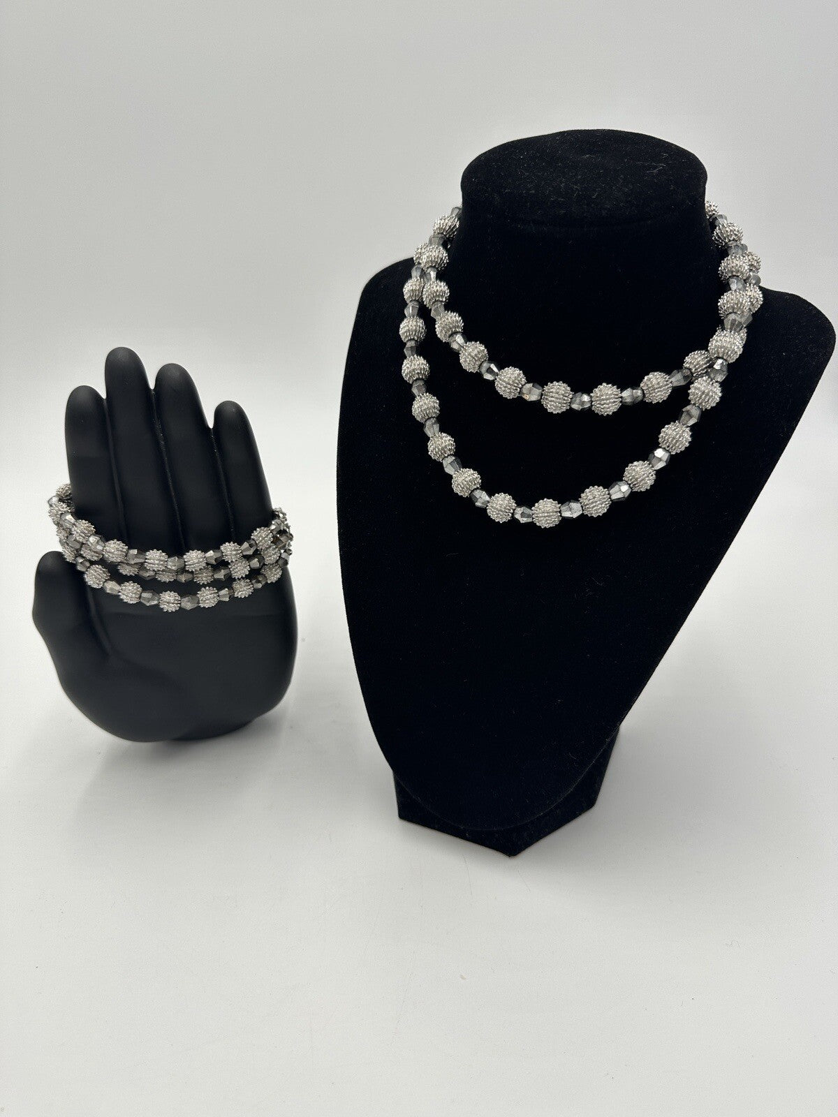 Crown Trifari Women's Jewelry Necklace And Bracelet Nubby Silver 26in Electra