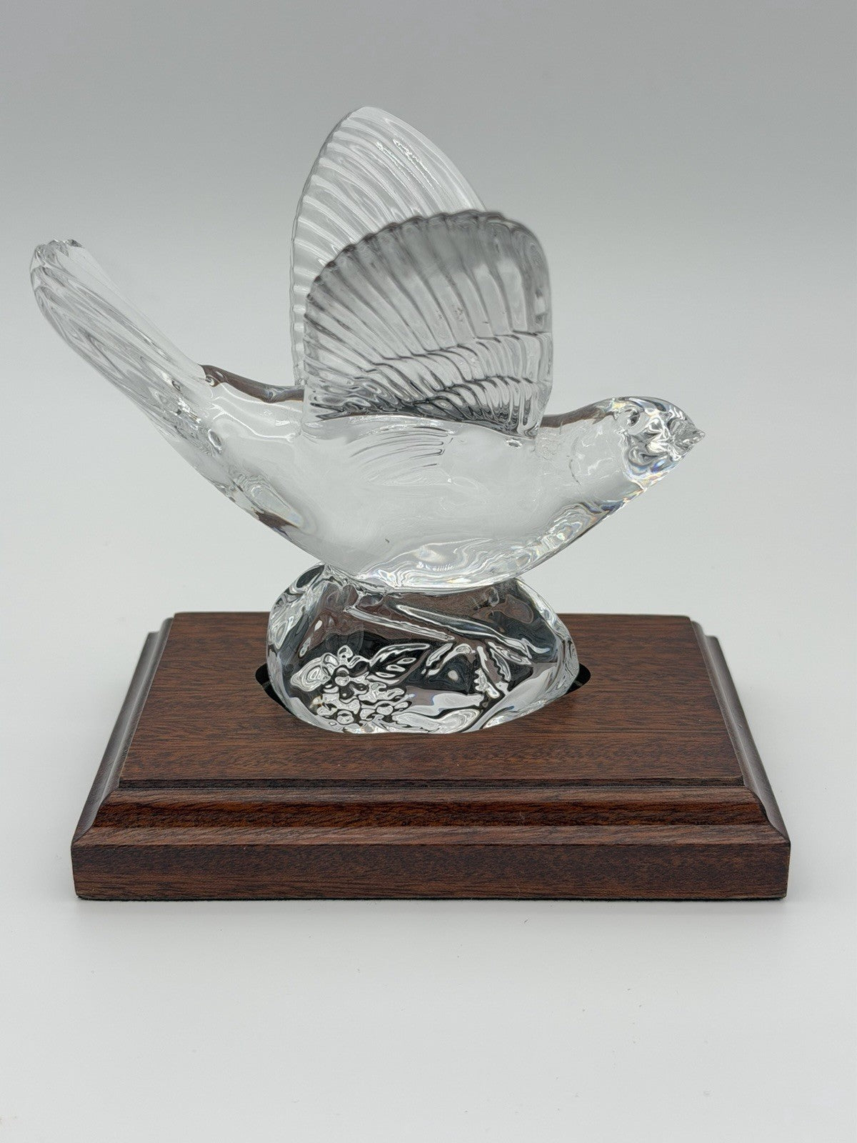 Waterford Crystal Collectors Society NIGHTINGALE Bird Figurine Wood Base