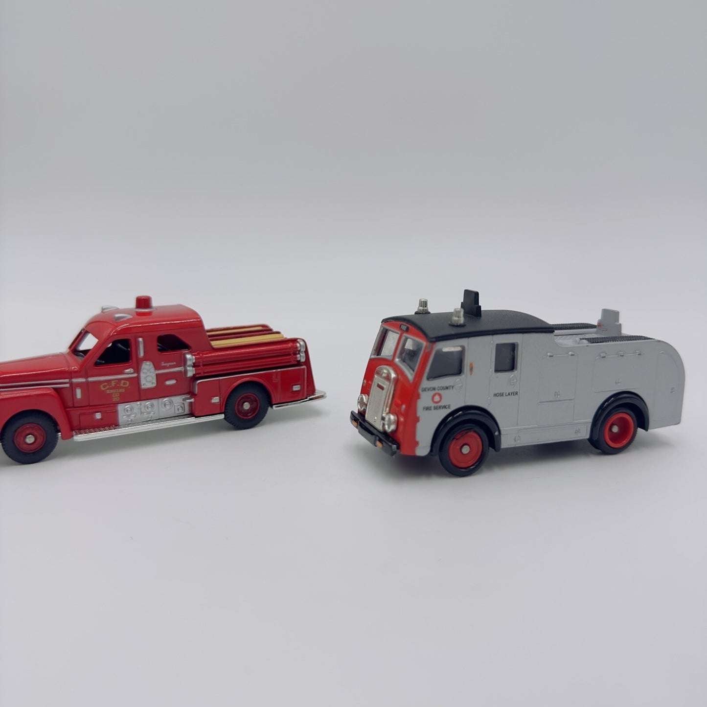 Crogi Classics Fire Trucks Diecast Seagrave & Dennis F8 Fire Engine 3.5in