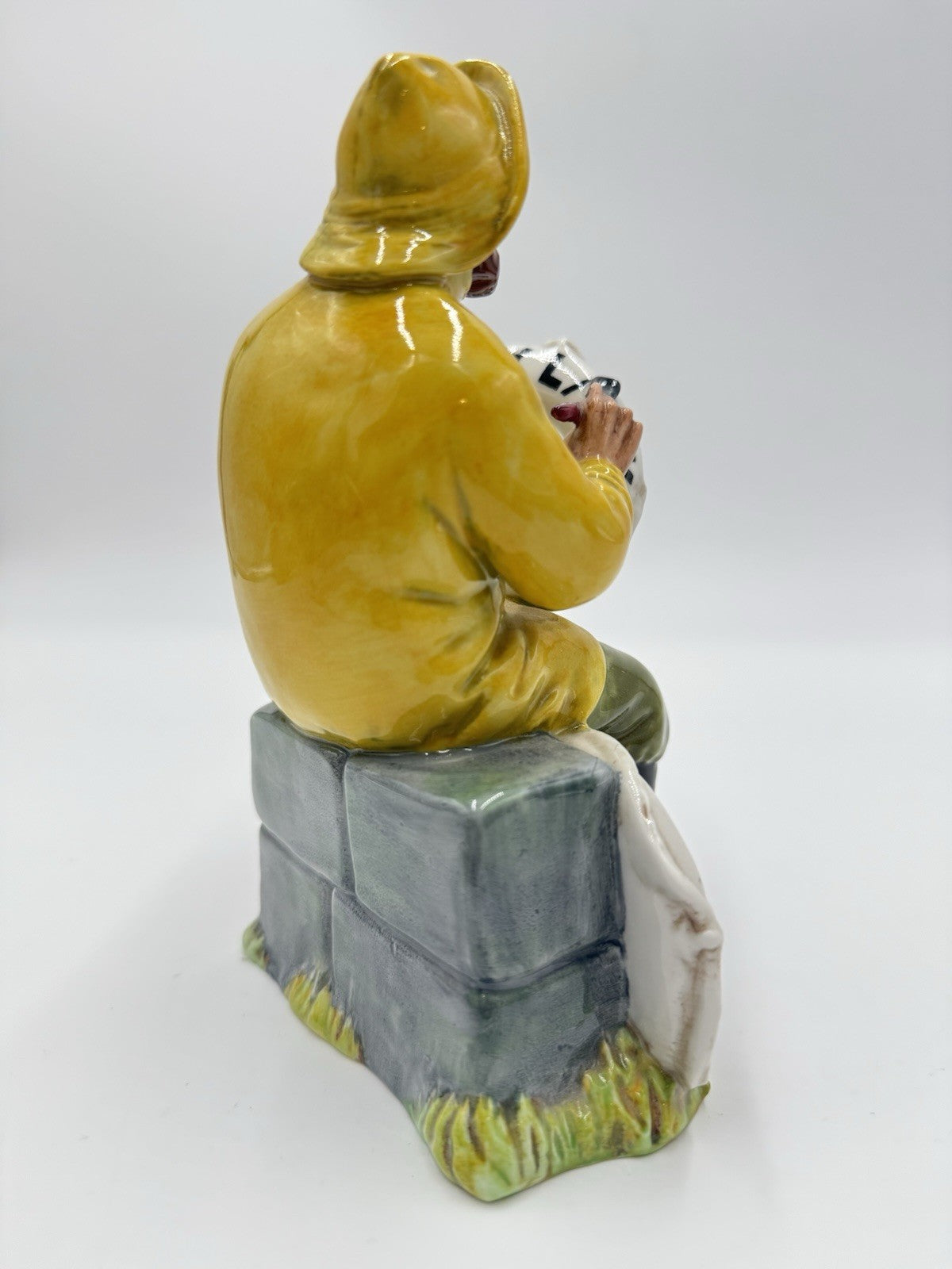 Royal Doulton Sea Characters The Boatman Figurine Skylark HN2417 Porcelain 7in