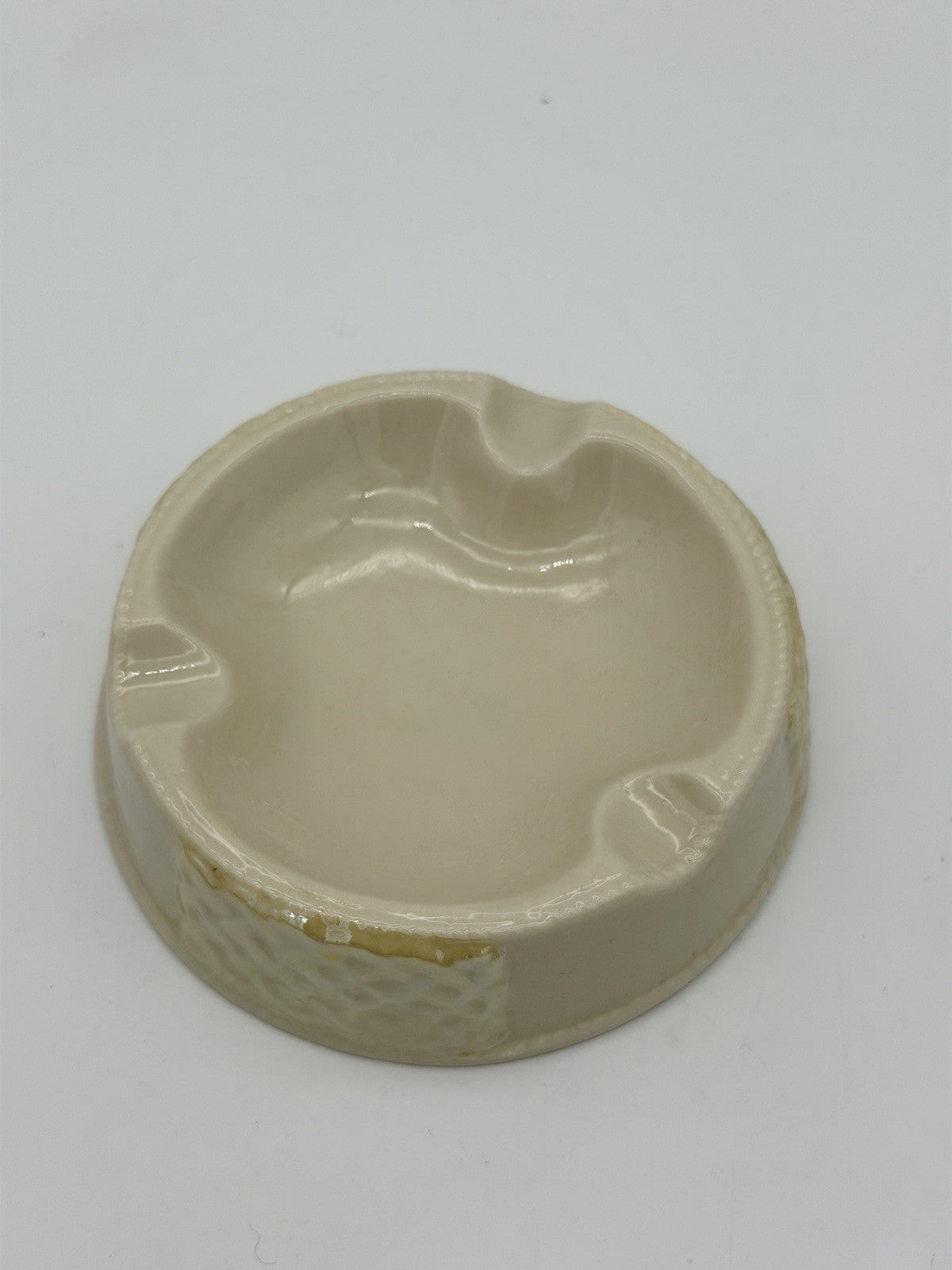 Antique Belleek Ireland 4”Ashtray Basketweave 3rd Black trademark 1926 Porcelain