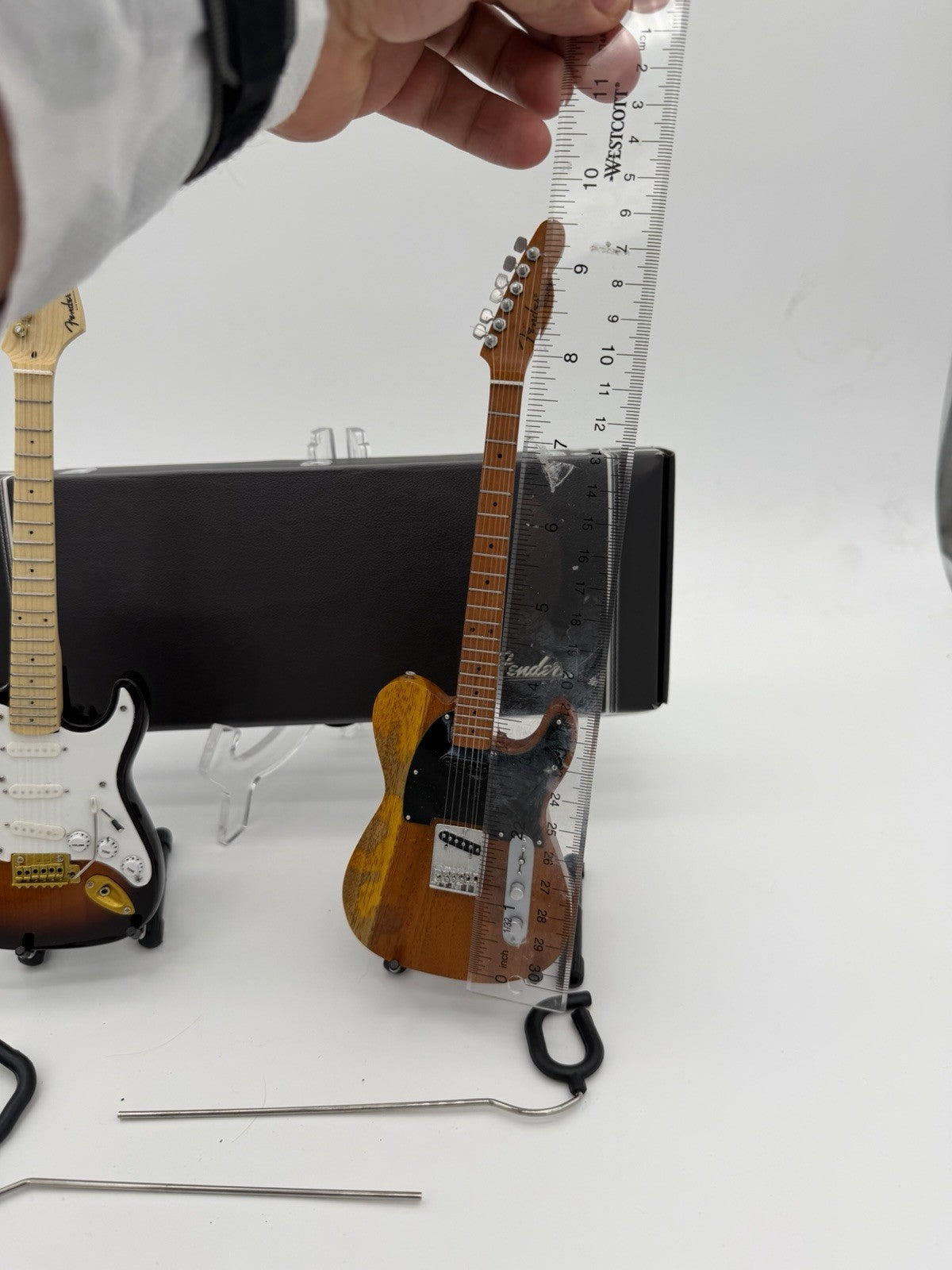 60th Anniversary Sunburst Fender Strat Bruce Springsteen Mini Guitar AXE HEAVEN