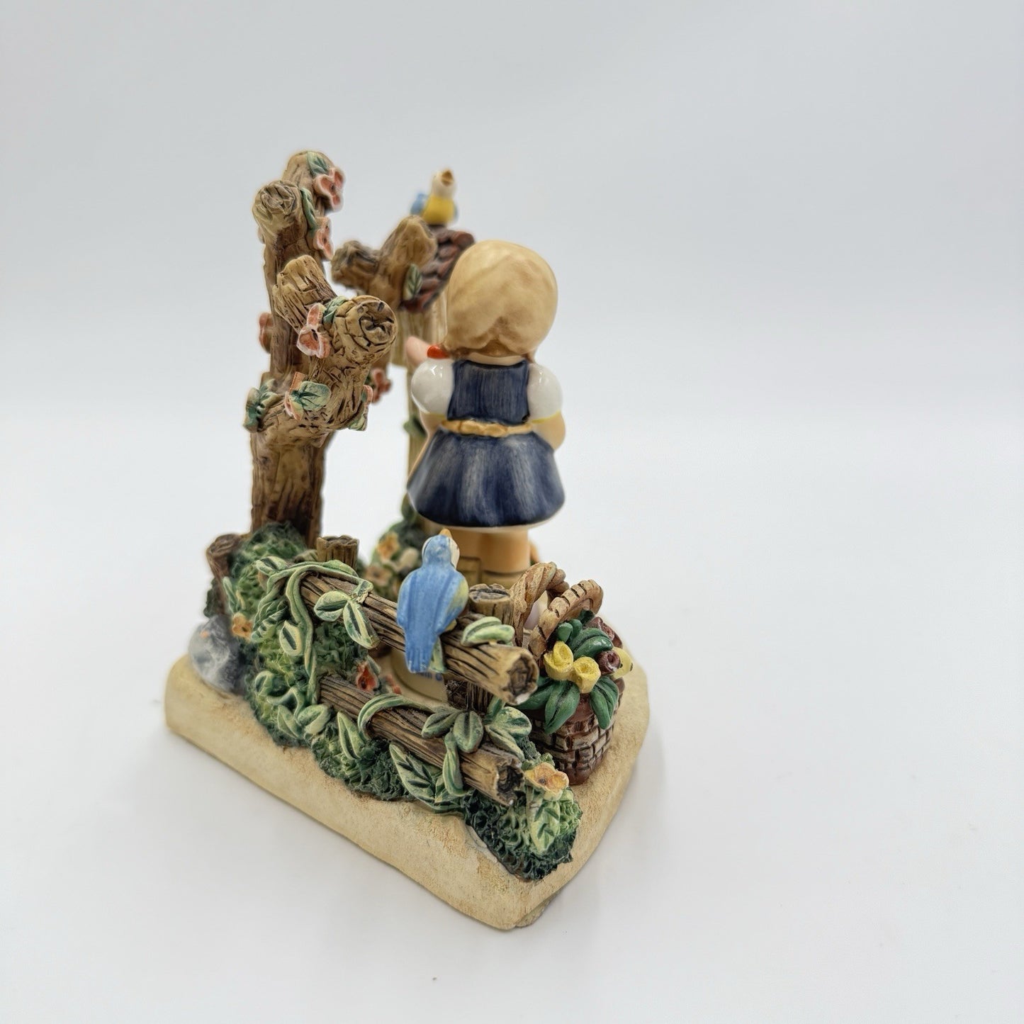 Goebel Springtime Splendor #115-D Hummel Figurine Girl pig 5in Germany Porcelain