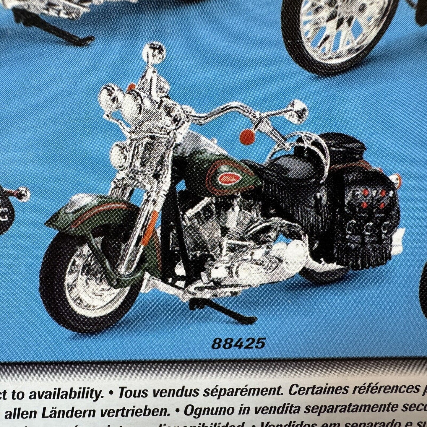 Hot Wheels 1:18 Die-Cast Harley-Davidson Heritage Softail Classic 2000 Mattel