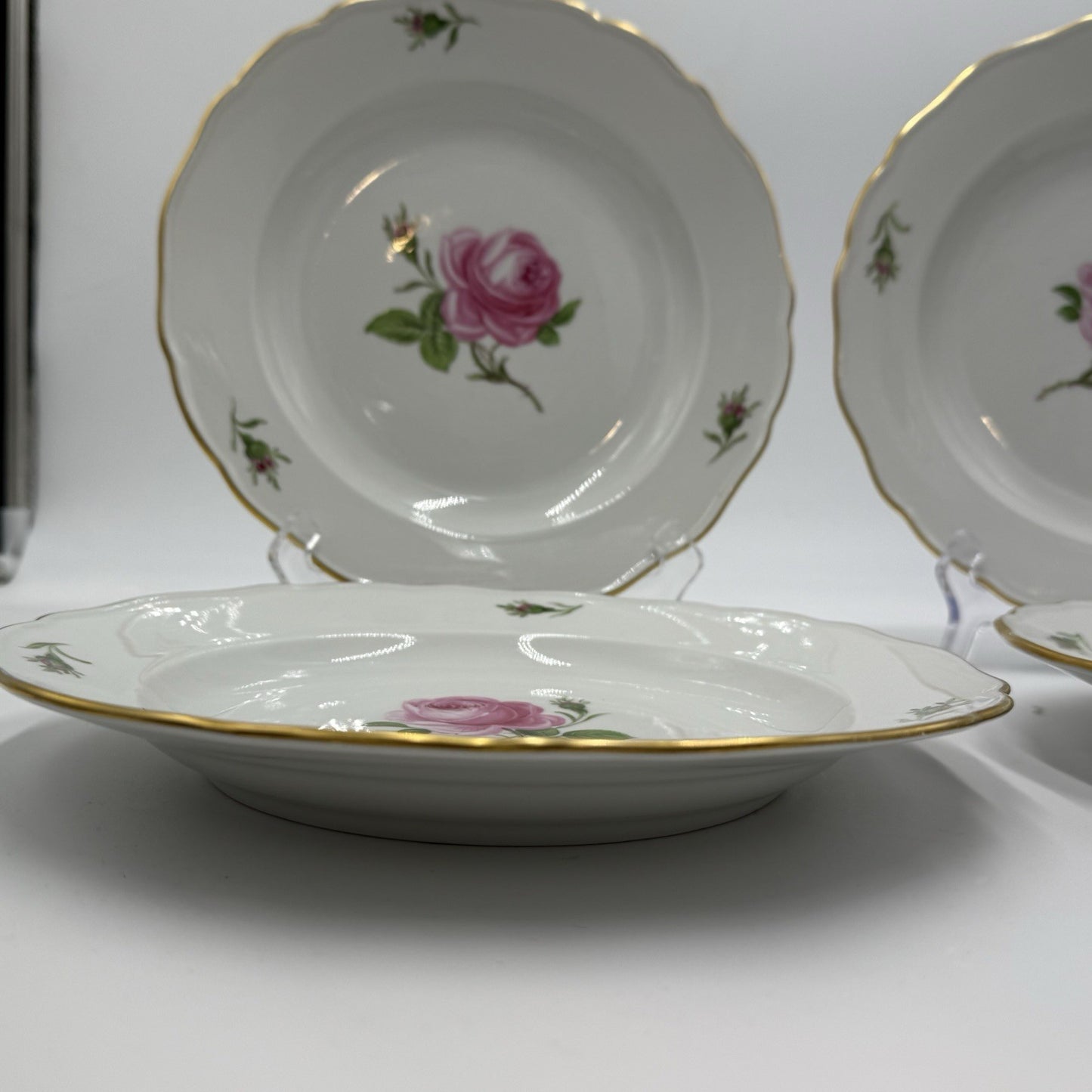 Meissen Porcelain Germany Pink Roses Deep Dinner Plates 9.5”x1” Circa 1920 Set