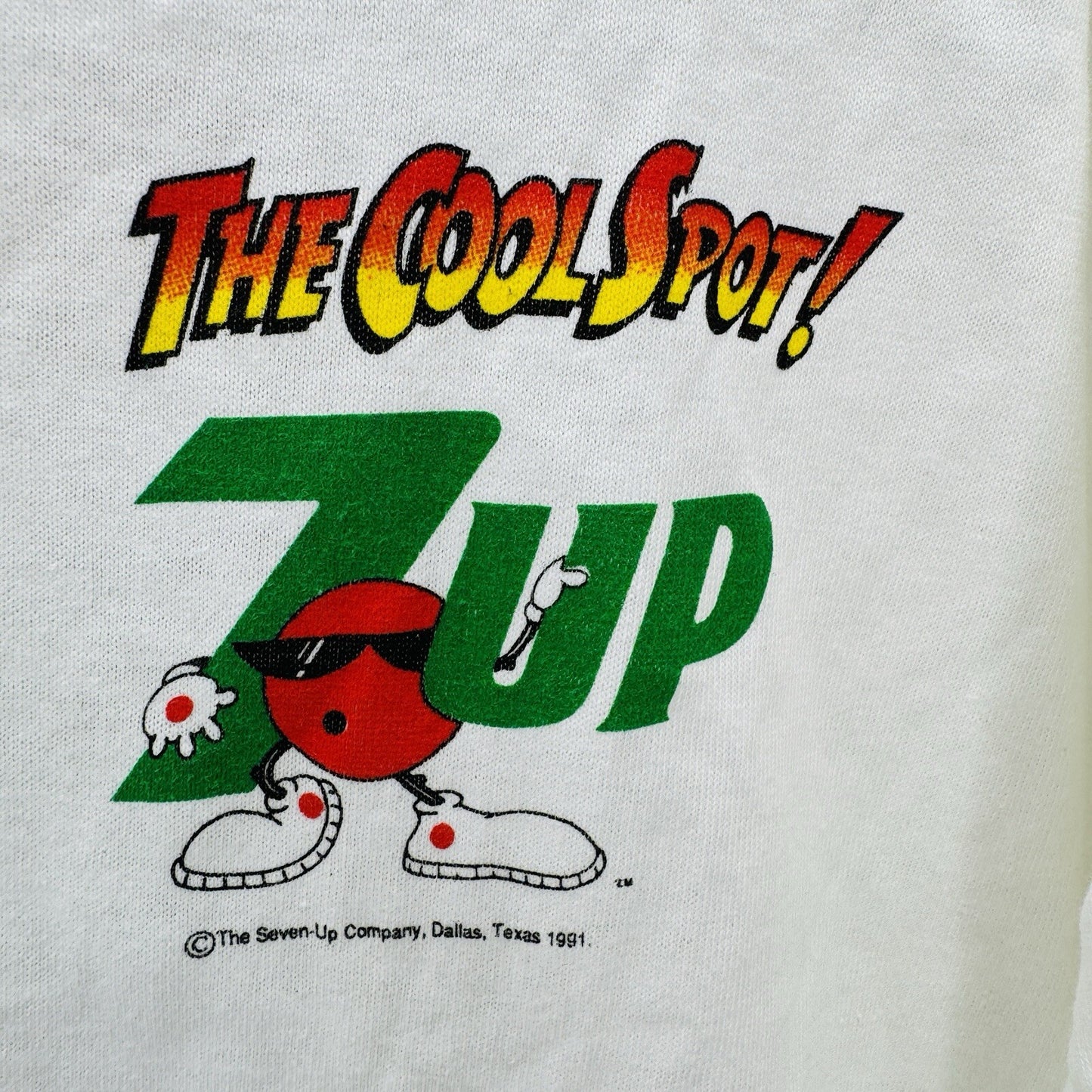 7 UP Single Stitch Surfing Soda T Shirt Size L COOL SPOT White USA Made Vintage