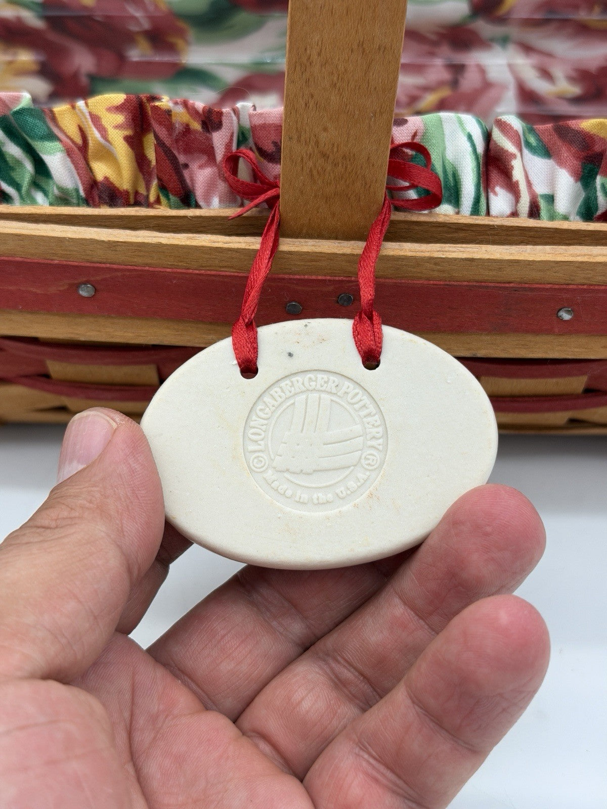 Longaberger 1995 May Series Red Tulip Basket Liner /Protector /Tie-On Oval VTG