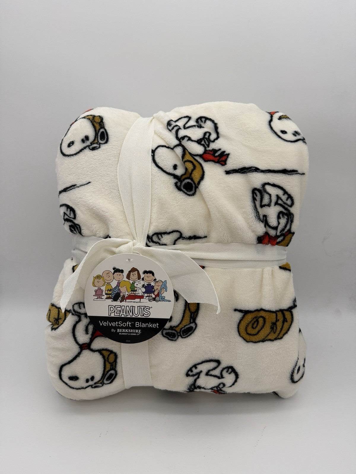 Berkshire Blanket Peanuts VelvetLoft Snoopy Plush Blanket queen size new w/tag