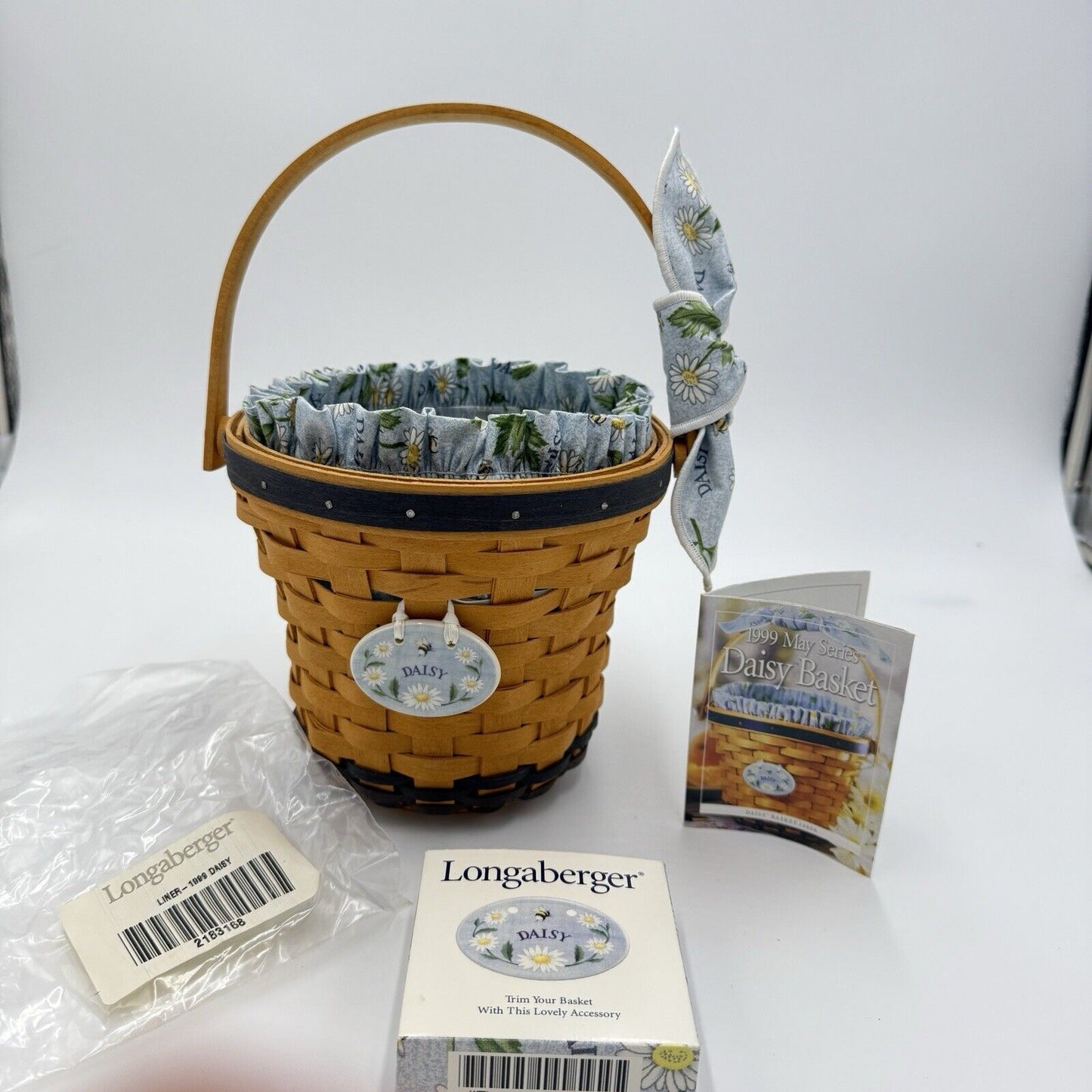 Vintage Longaberger 1999 May Series Daisy Basket New