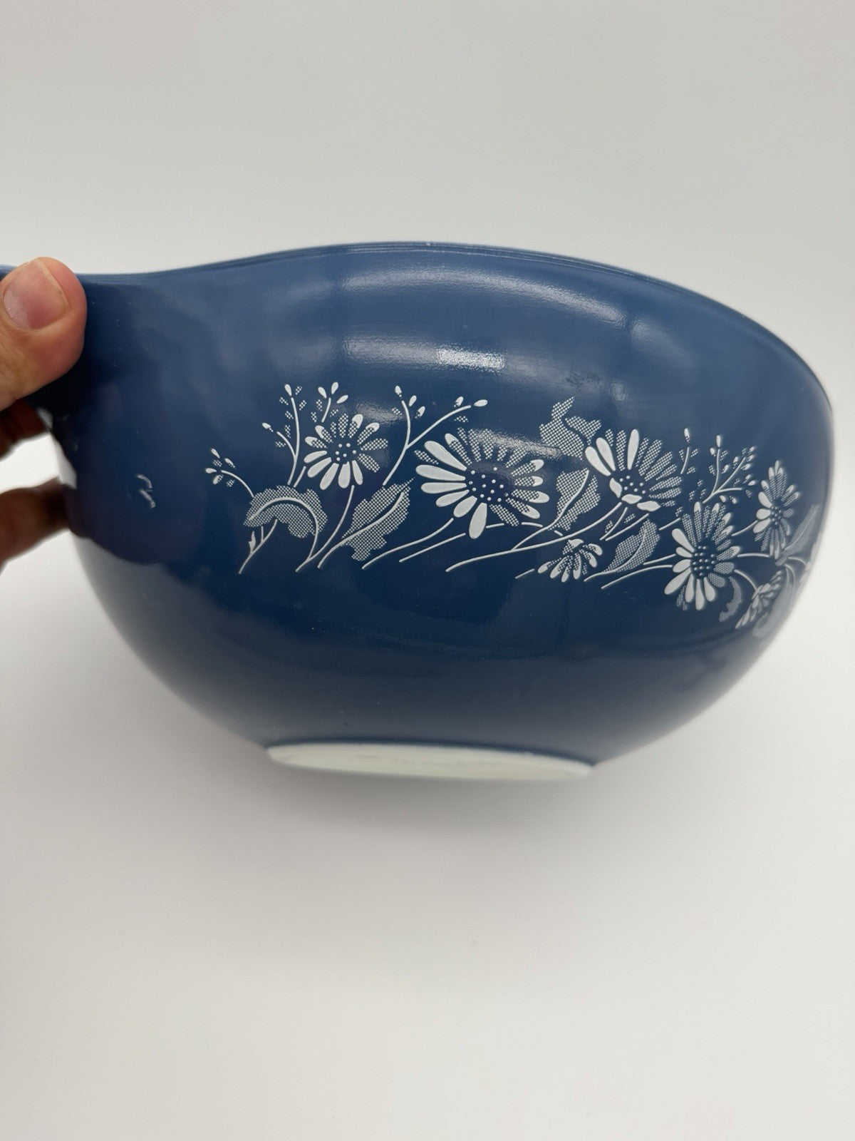 Vintage 4-Qt Pyrex Cinderella Nesting Bowl Colonial Mist Daisy Blue White #444