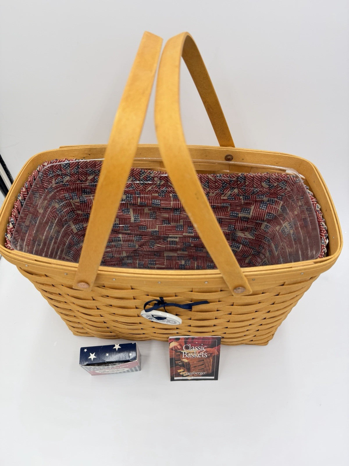 Longaberger 2001 Large American Flag Magazine Basket Protector Linen