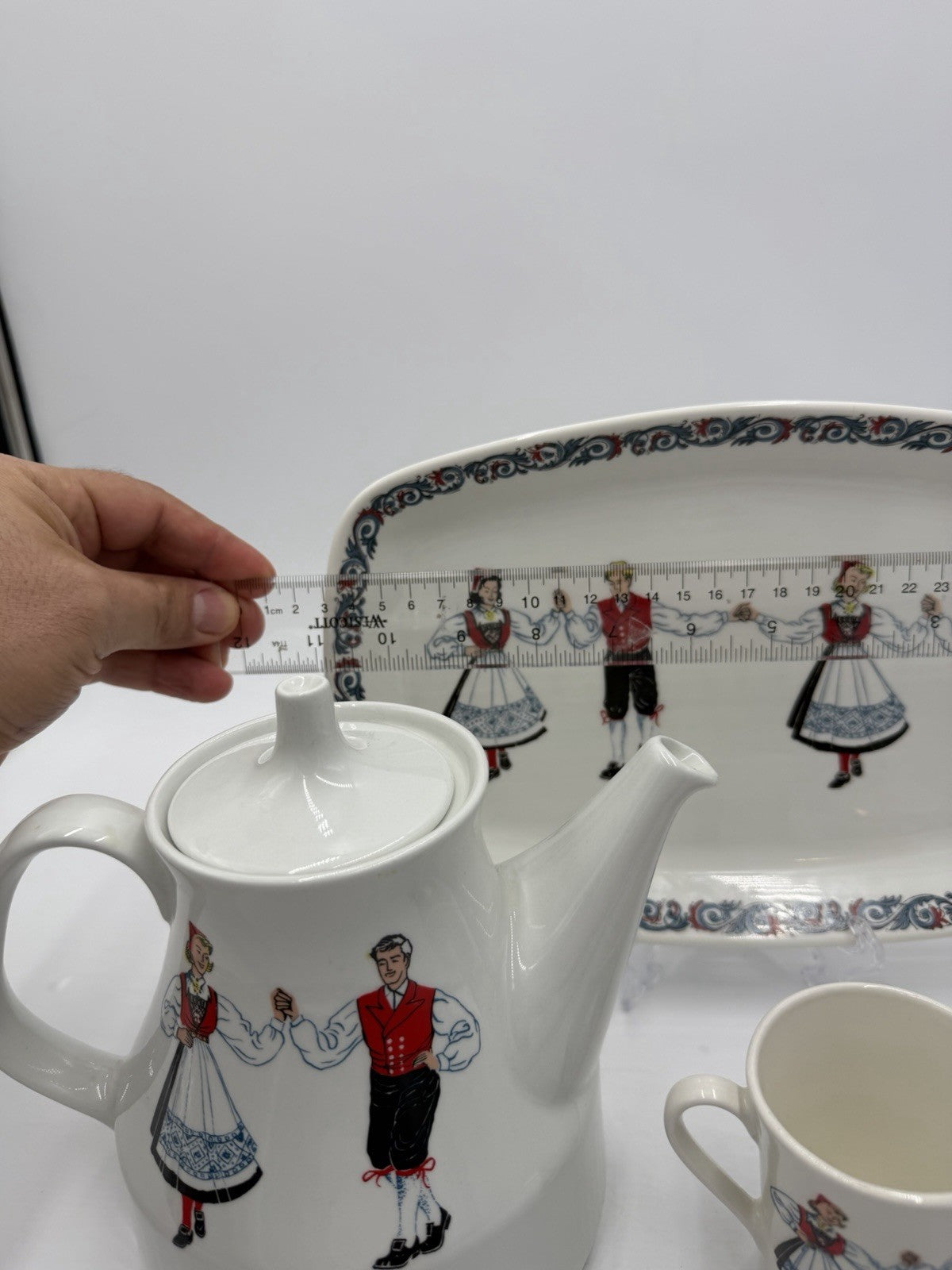 Vintage Figgjo Flint Hardanger Dancers Teapot Creamer Sugar Bowl Platter  Norway